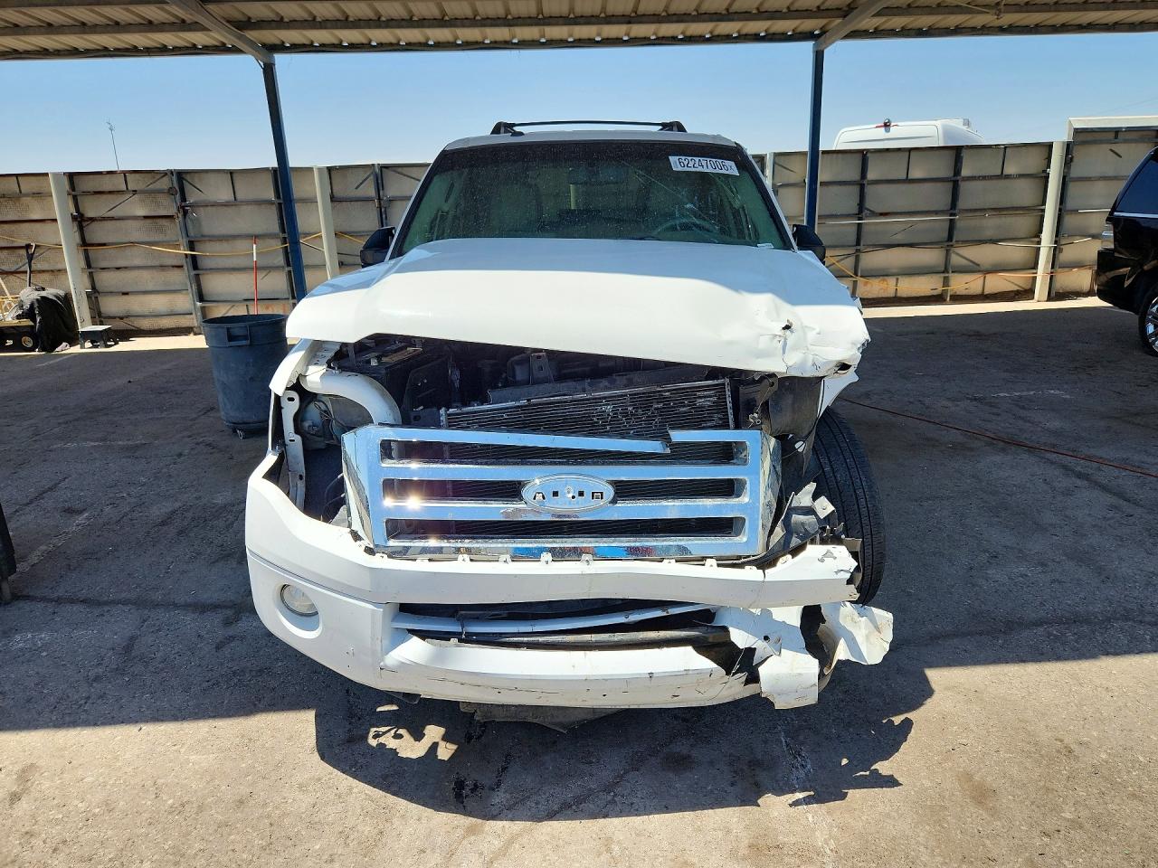 2011 Ford Expedition El Xlt White vin: 1FMJK1H59BEF30070