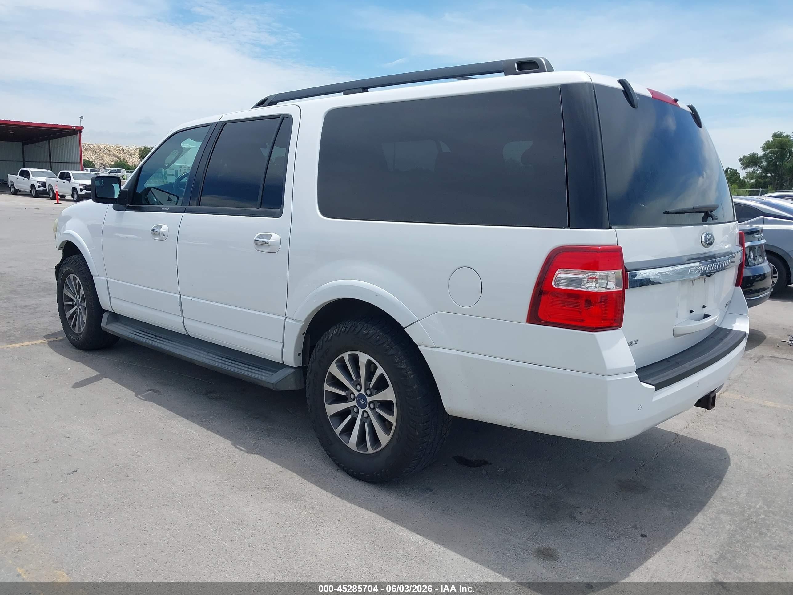 2015 Ford Expedition El Xlt White vin: 1FMJK1HT1FEF26776