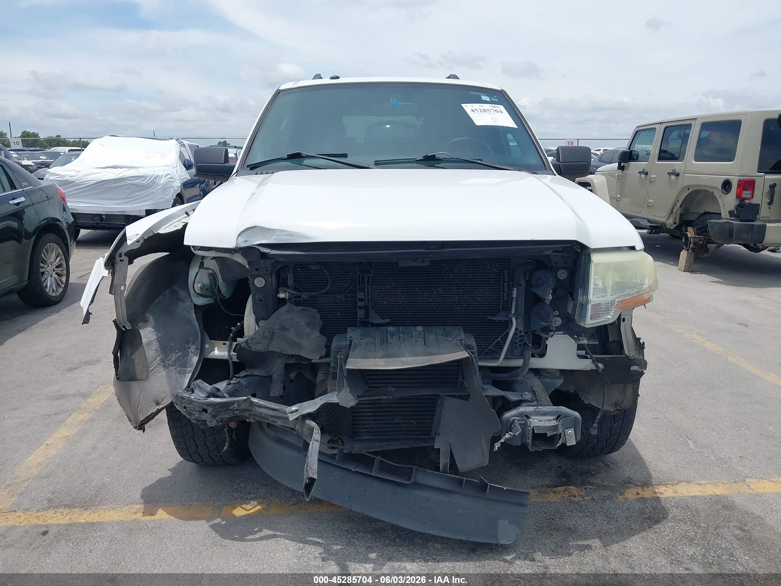 2015 Ford Expedition El Xlt White vin: 1FMJK1HT1FEF26776
