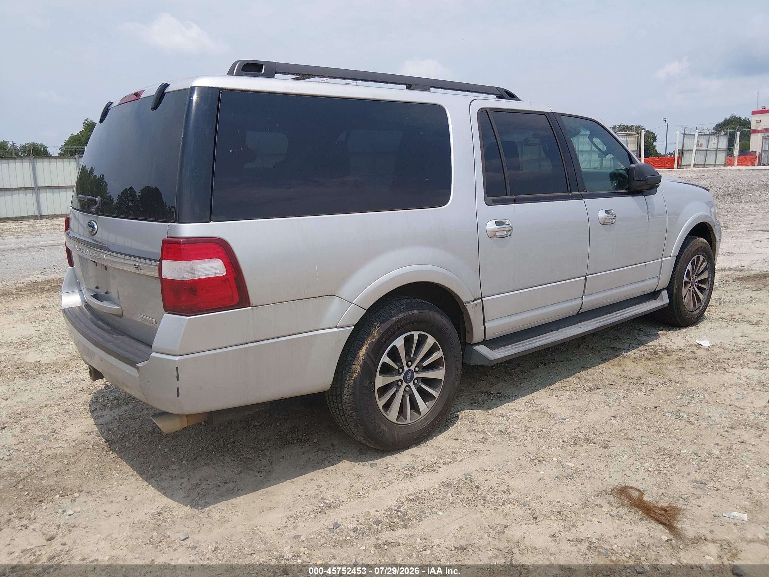 2015 Ford Expedition El Xlt Серебряный vin: 1FMJK1HT4FEF15240