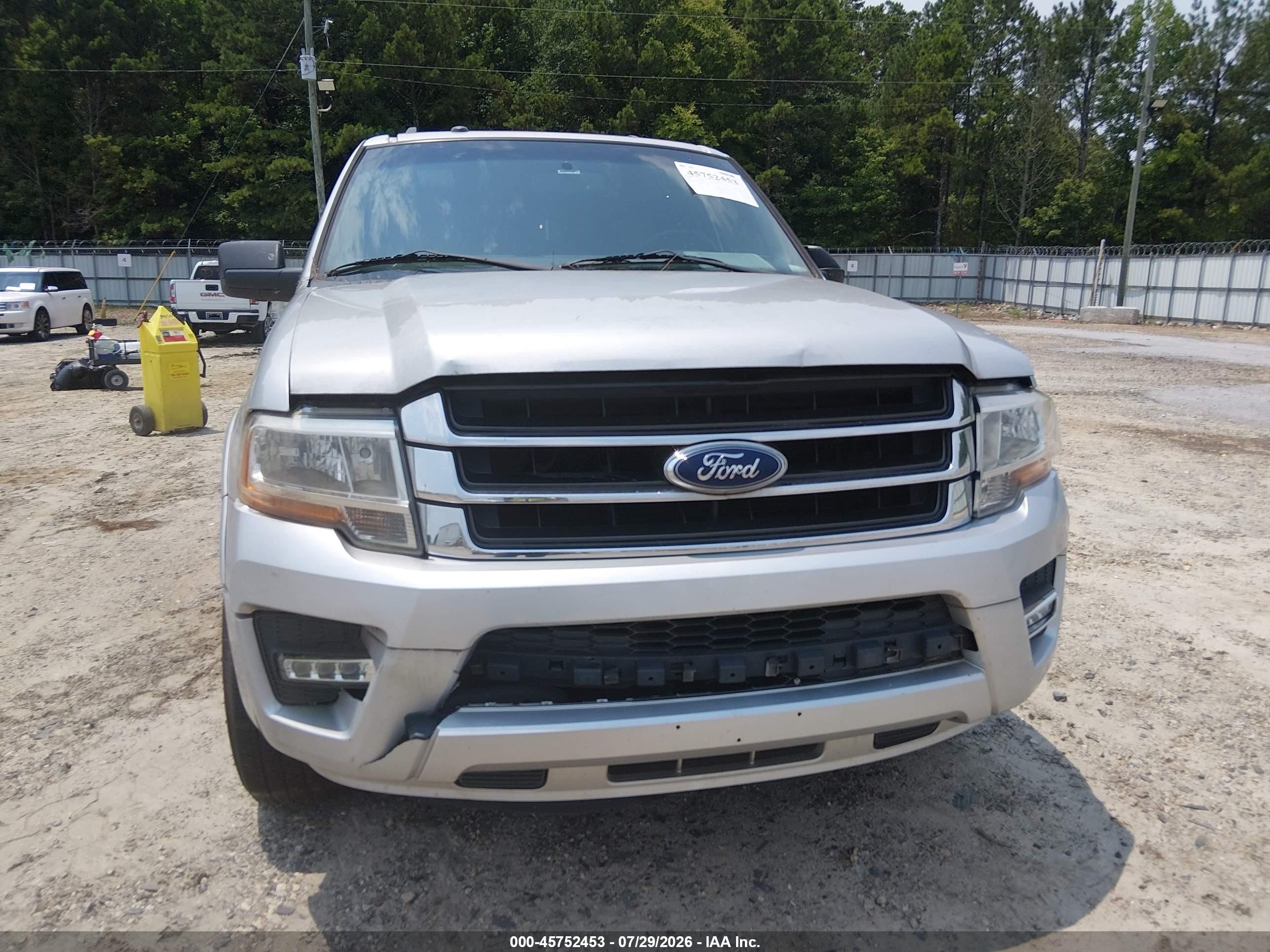 2015 Ford Expedition El Xlt Серебряный vin: 1FMJK1HT4FEF15240
