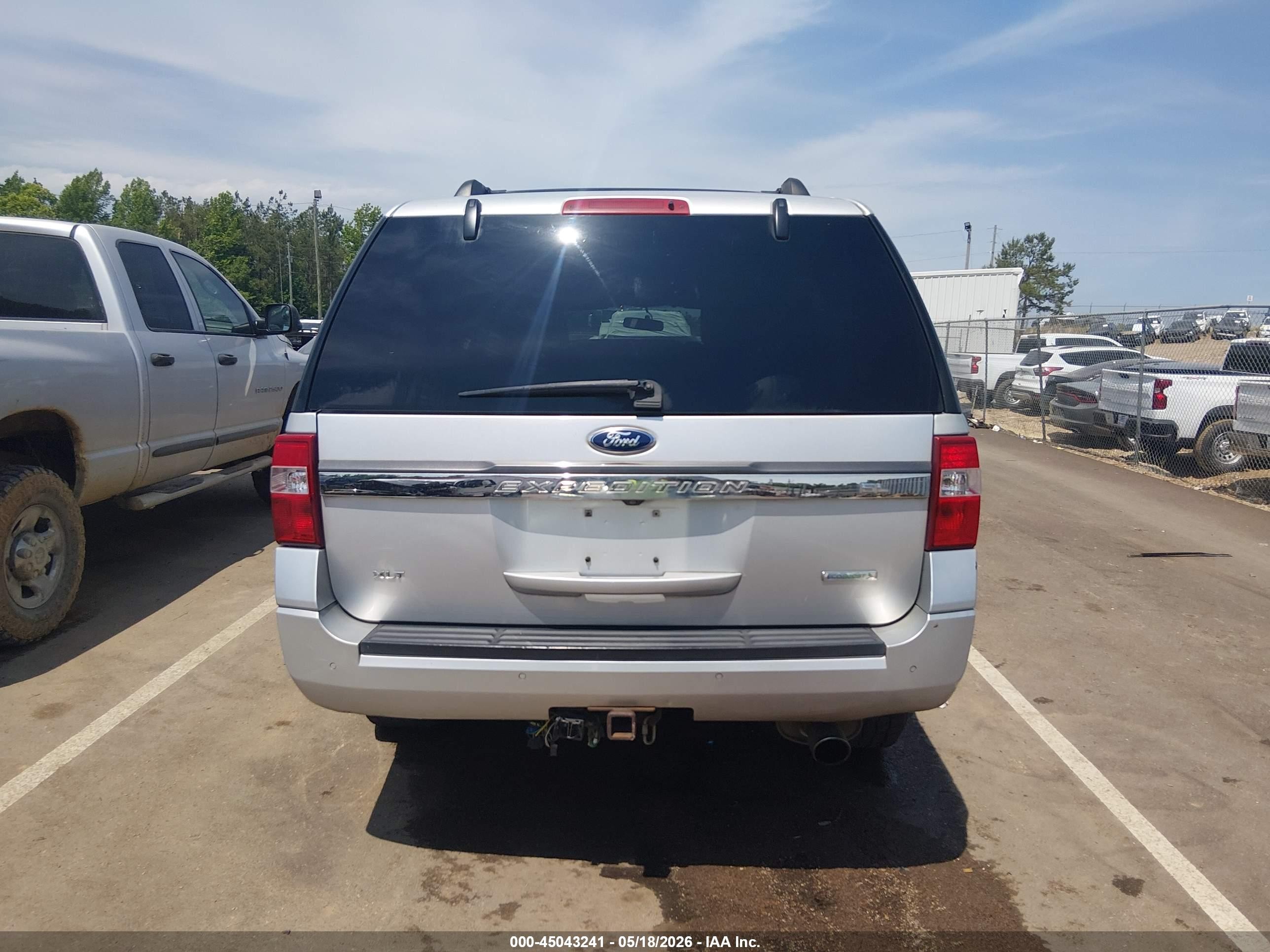 2015 Ford Expedition El Xlt Silver vin: 1FMJK1HT4FEF44835