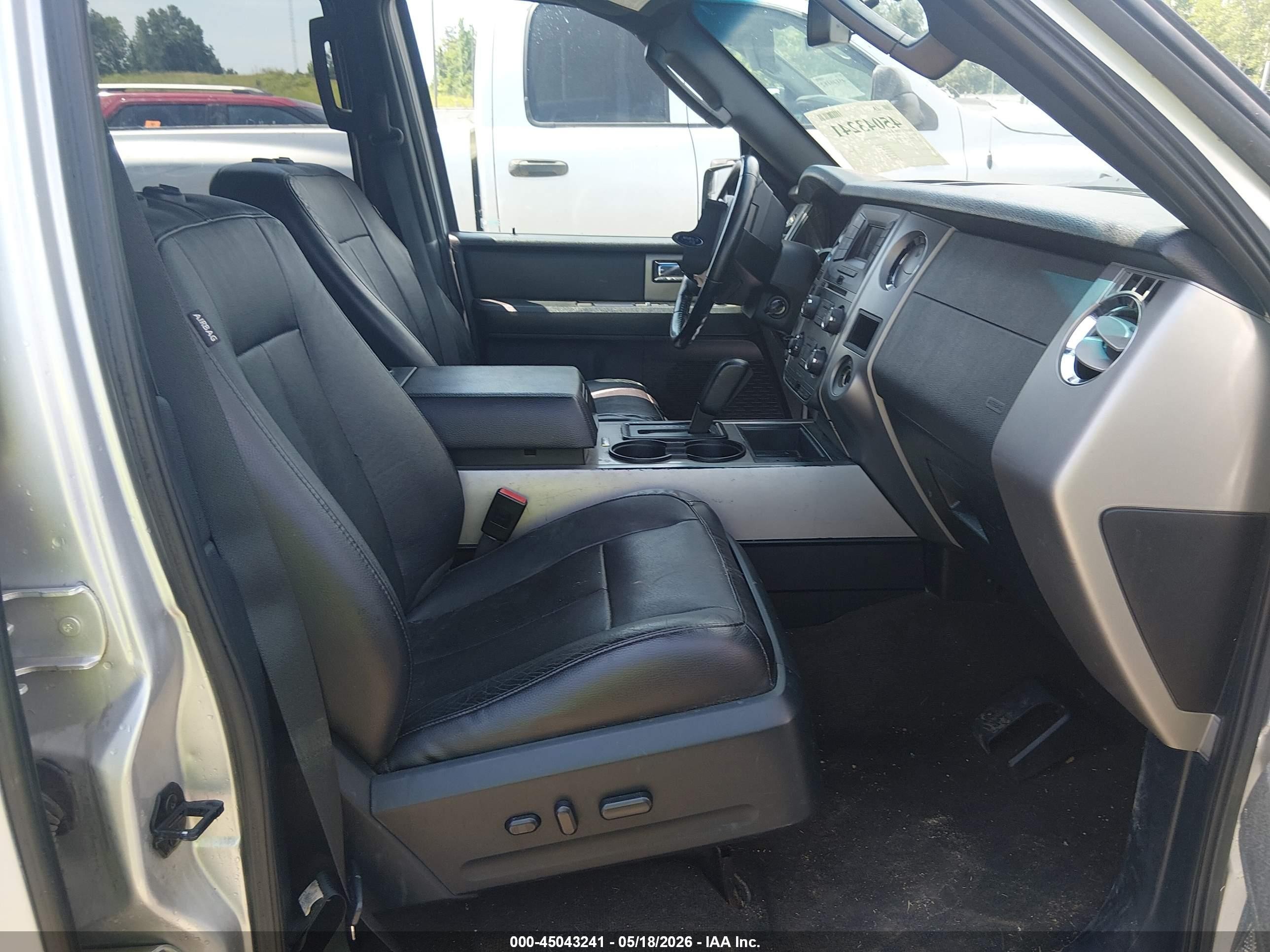 2015 Ford Expedition El Xlt Silver vin: 1FMJK1HT4FEF44835