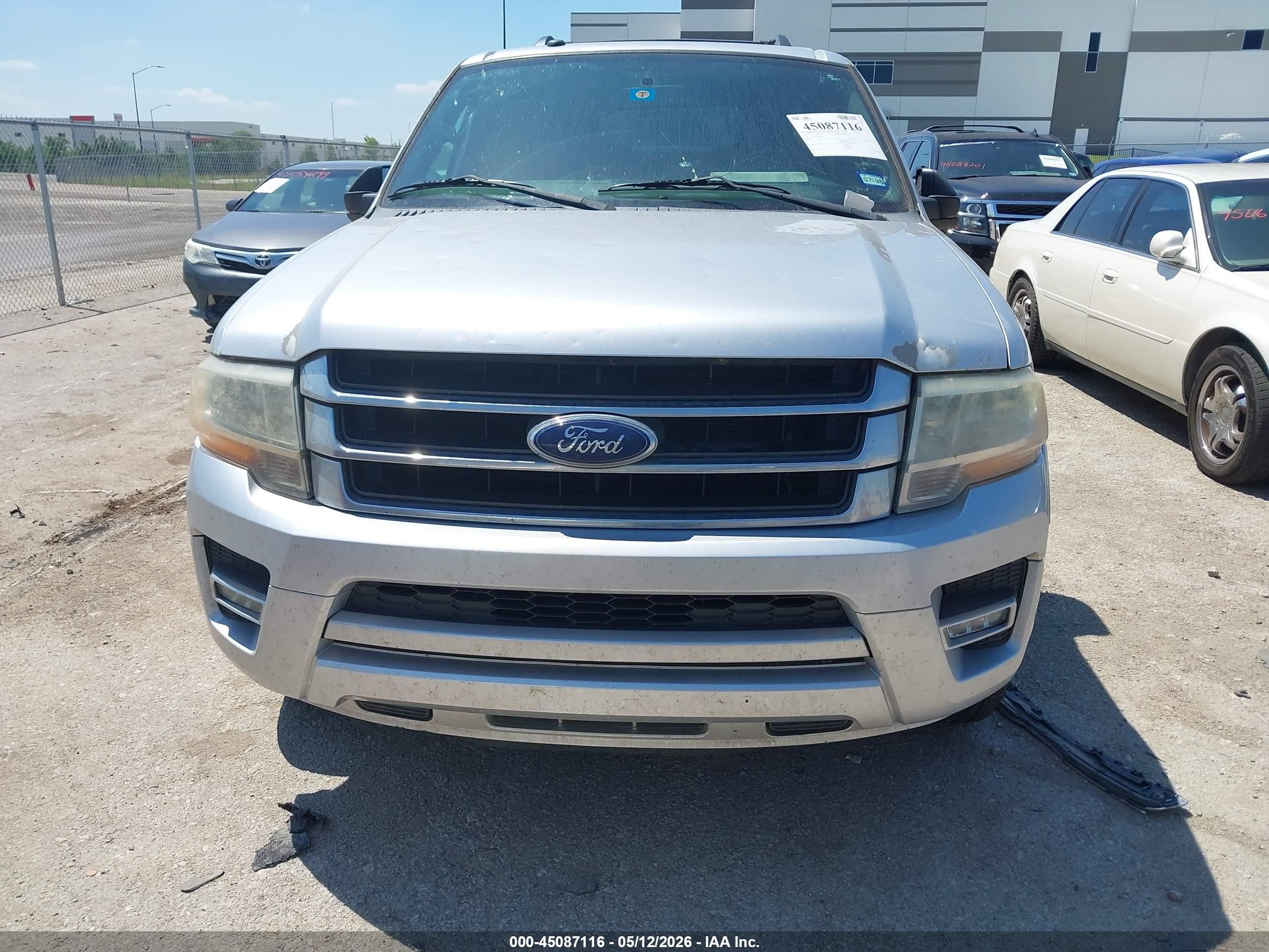 2017 Ford Expedition El Xlt Silver vin: 1FMJK1HT7HEA06133