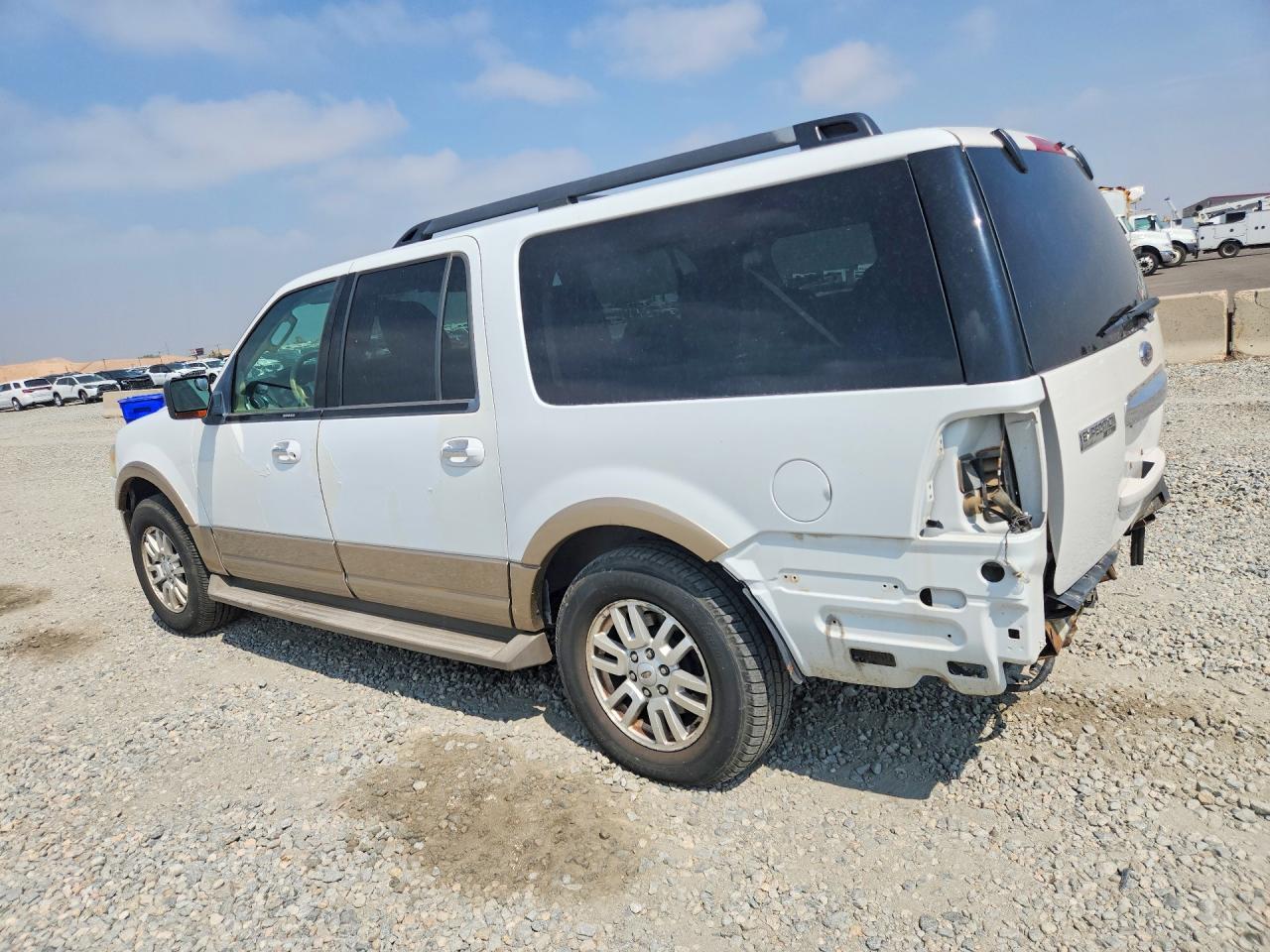 2011 Ford Expedition El Xlt White vin: 1FMJK1J51BEF42983