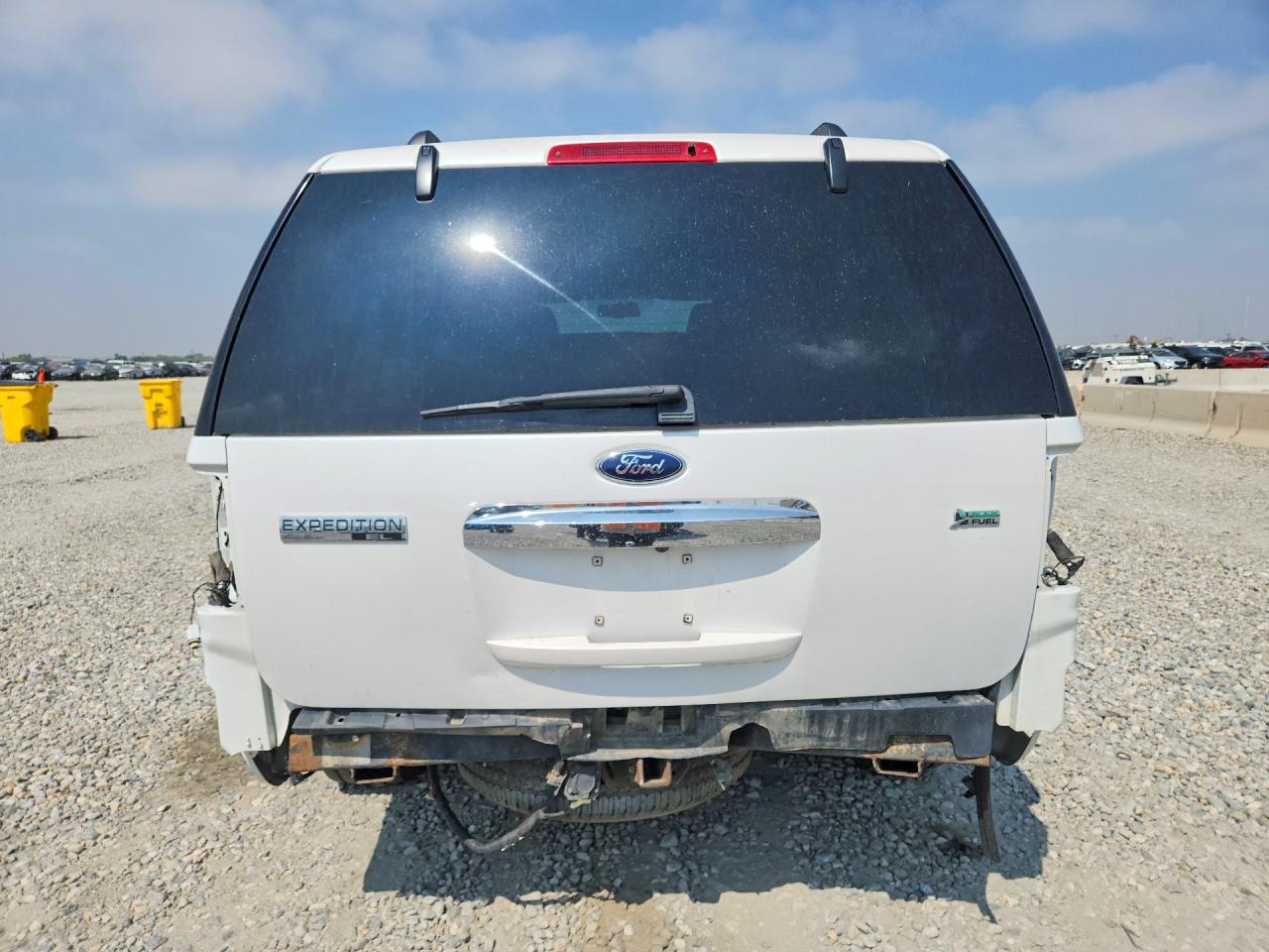 2011 Ford Expedition El Xlt White vin: 1FMJK1J51BEF42983