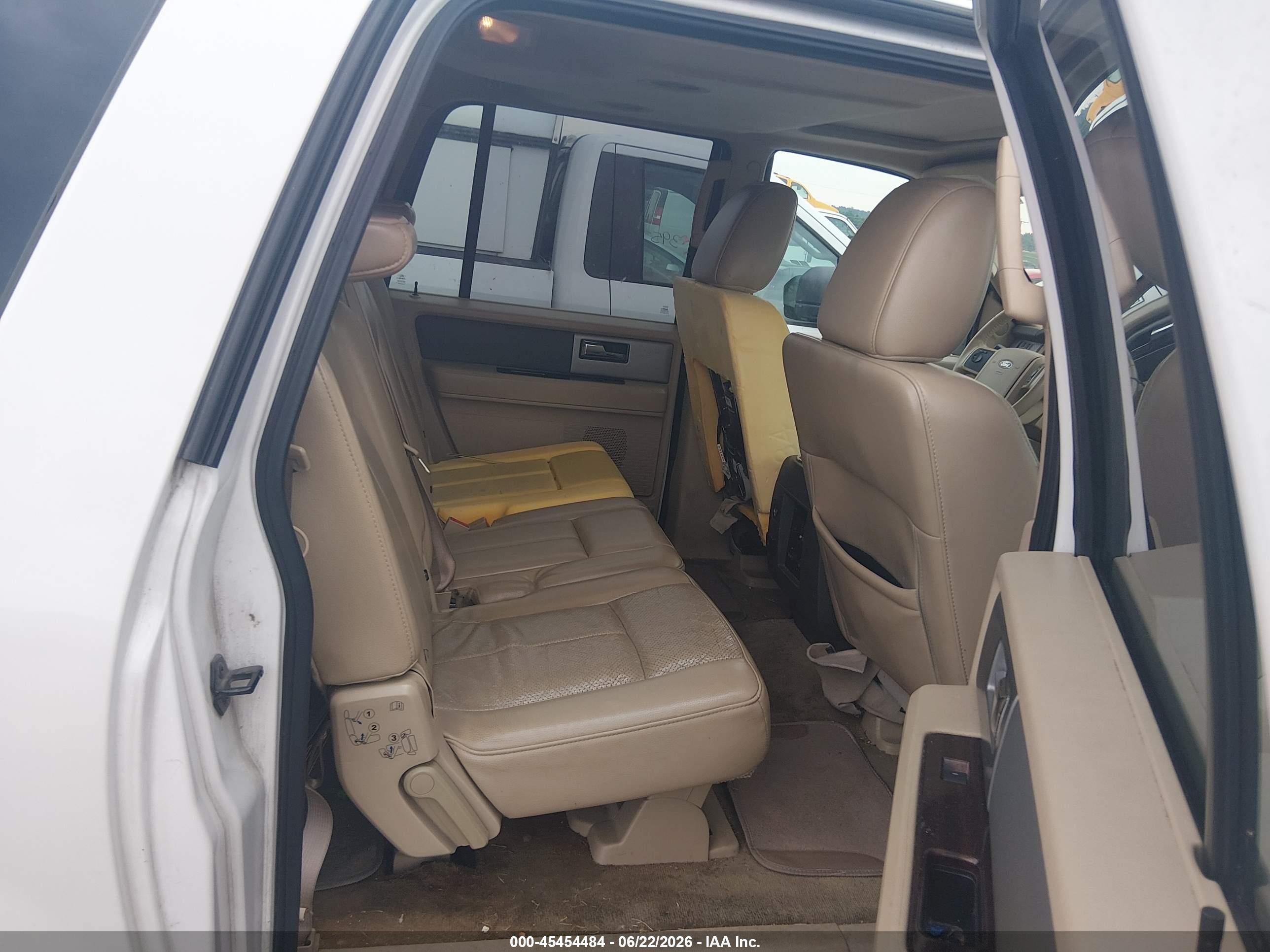2012 Ford Expedition El Xlt White vin: 1FMJK1J51CEF02629