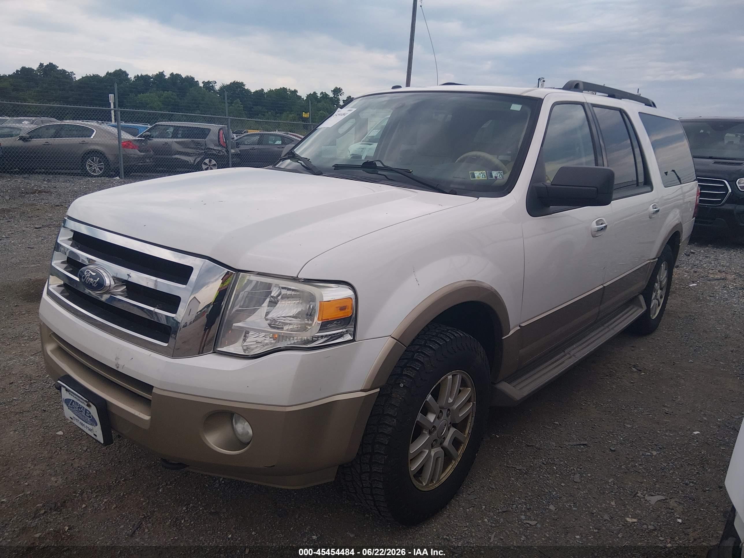 2012 Ford Expedition El Xlt White vin: 1FMJK1J51CEF02629