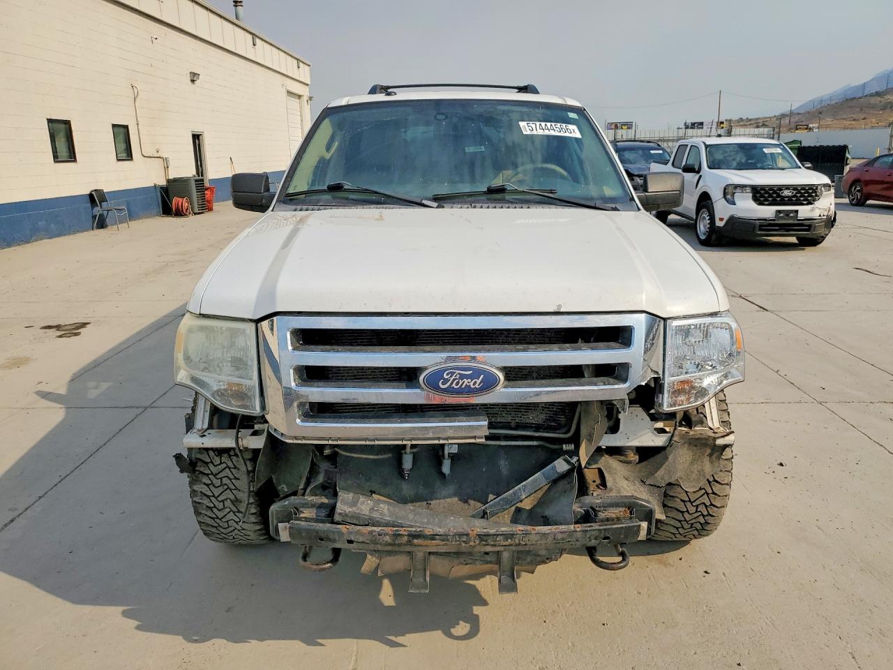 2011 Ford Expedition El Xlt White vin: 1FMJK1J52BEF37744