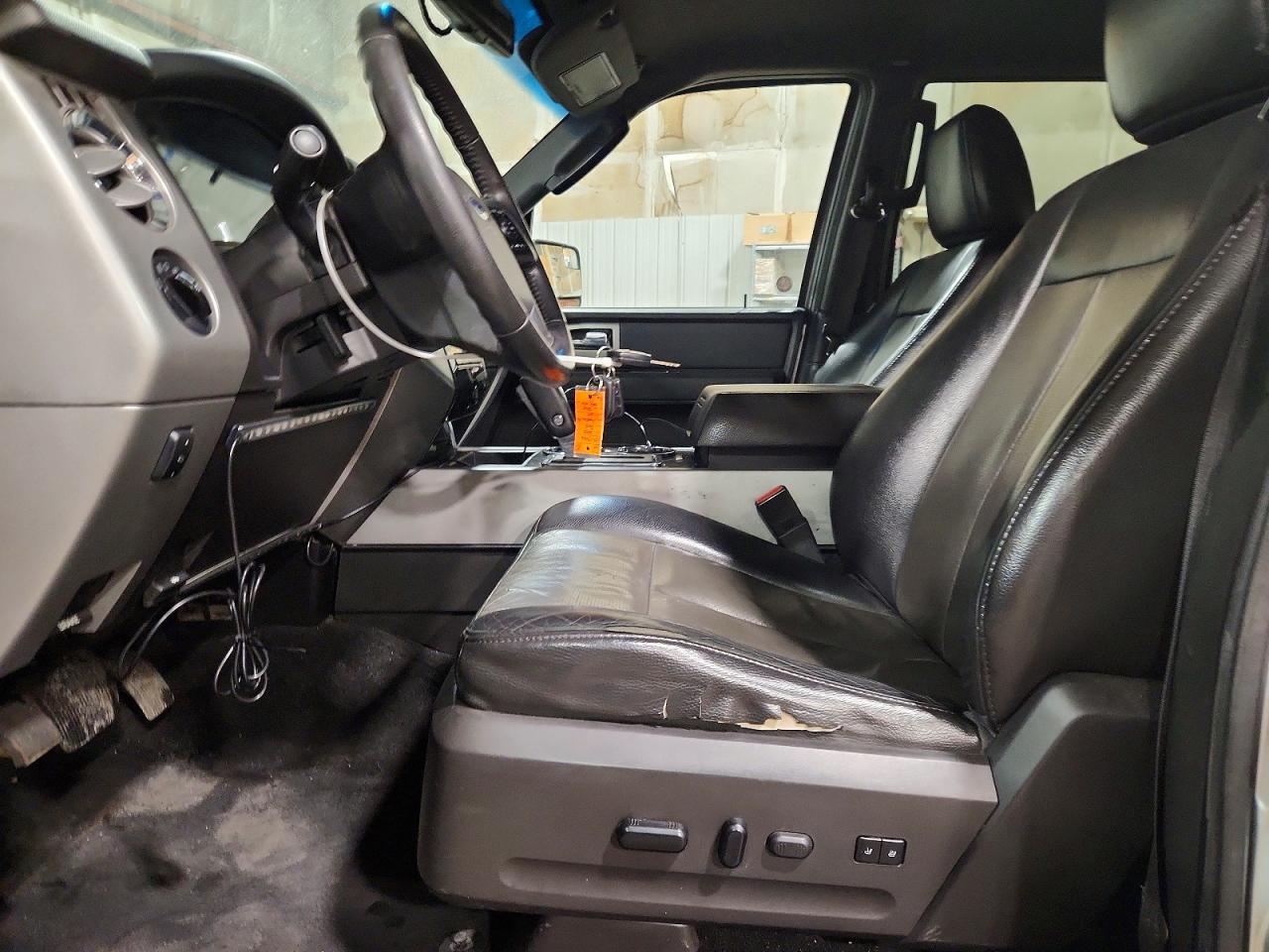 2012 Ford Expedition El Xlt Серебряный vin: 1FMJK1J52CEF17026
