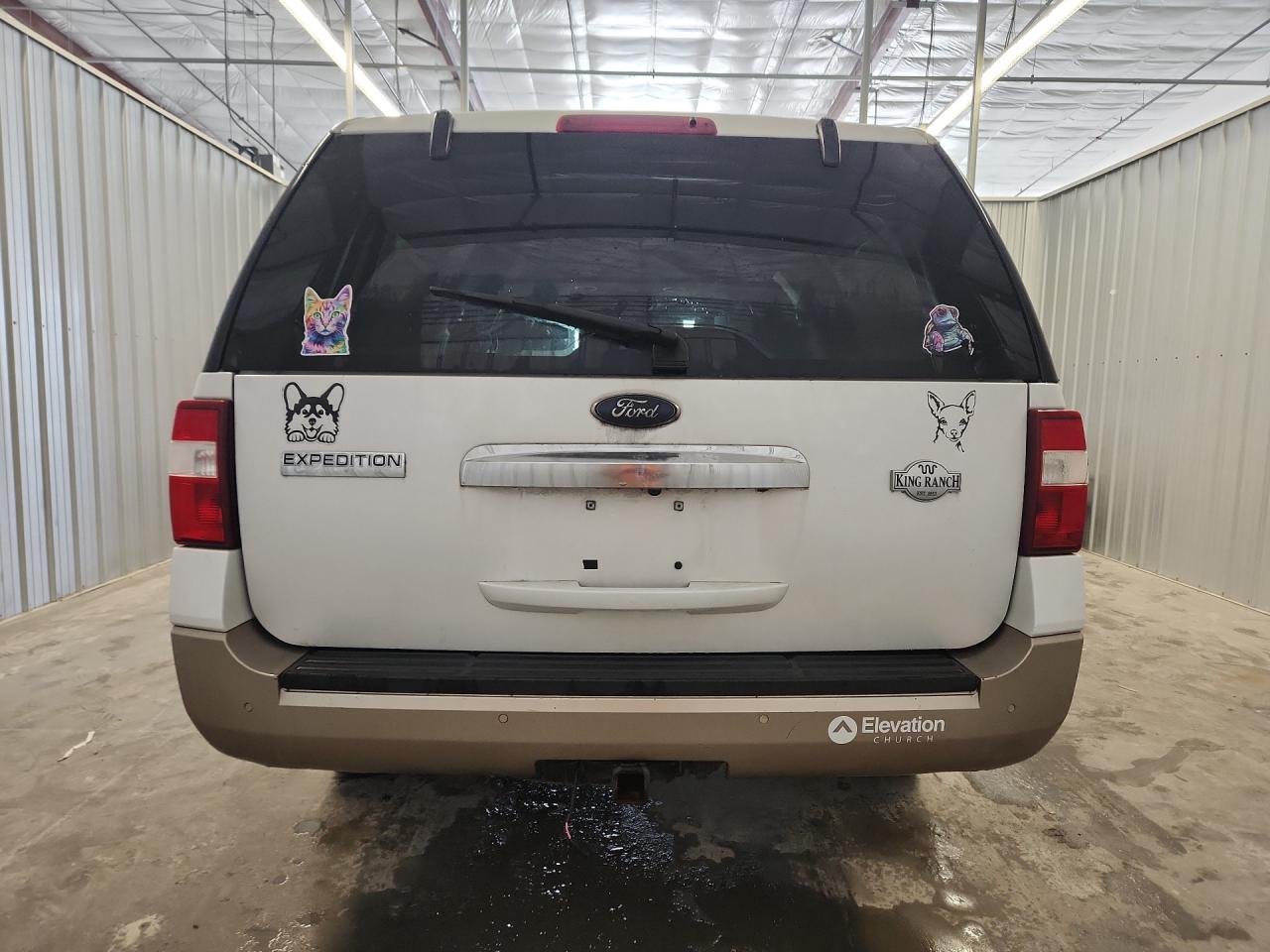2012 Ford Expedition El Xlt White vin: 1FMJK1J53CEF15463 Damage: Rear Bumper, Chipped, 2