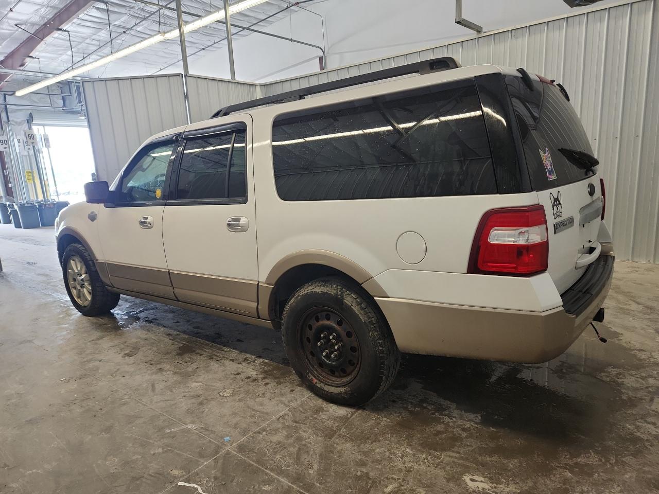 2012 Ford Expedition El Xlt White vin: 1FMJK1J53CEF15463 Damage: Left Qtr Flare, Heavy Scratch, 5 To 6 Inches