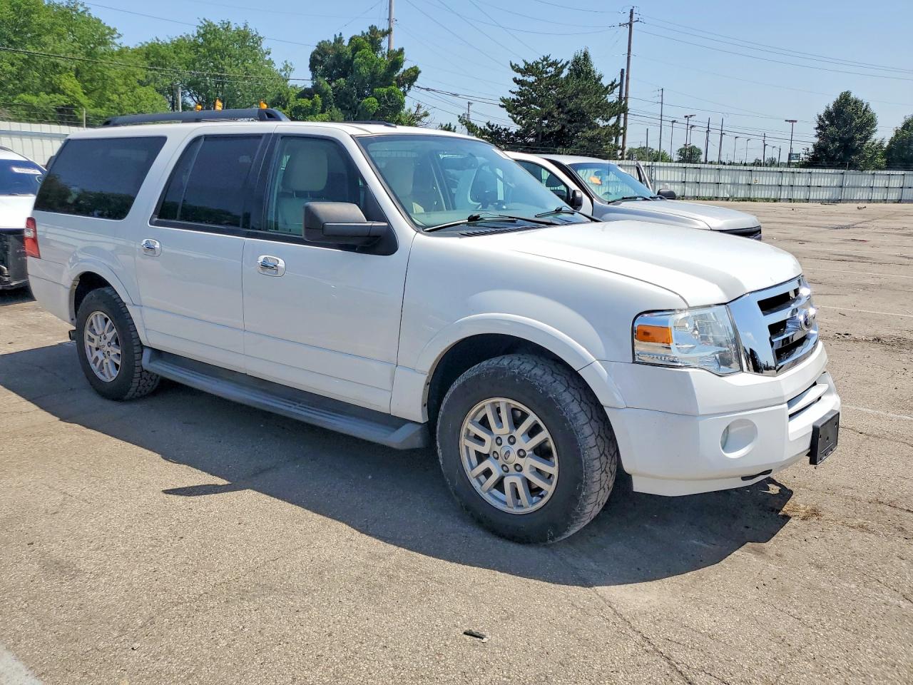 2014 Ford Expedition El Xlt White vin: 1FMJK1J53EEF02523