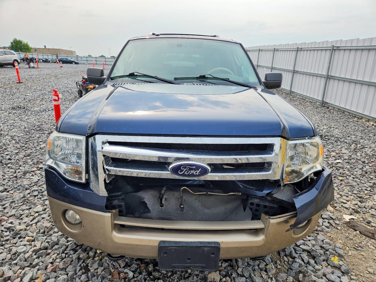 2014 Ford Expedition El Xlt Blue vin: 1FMJK1J53EEF33917