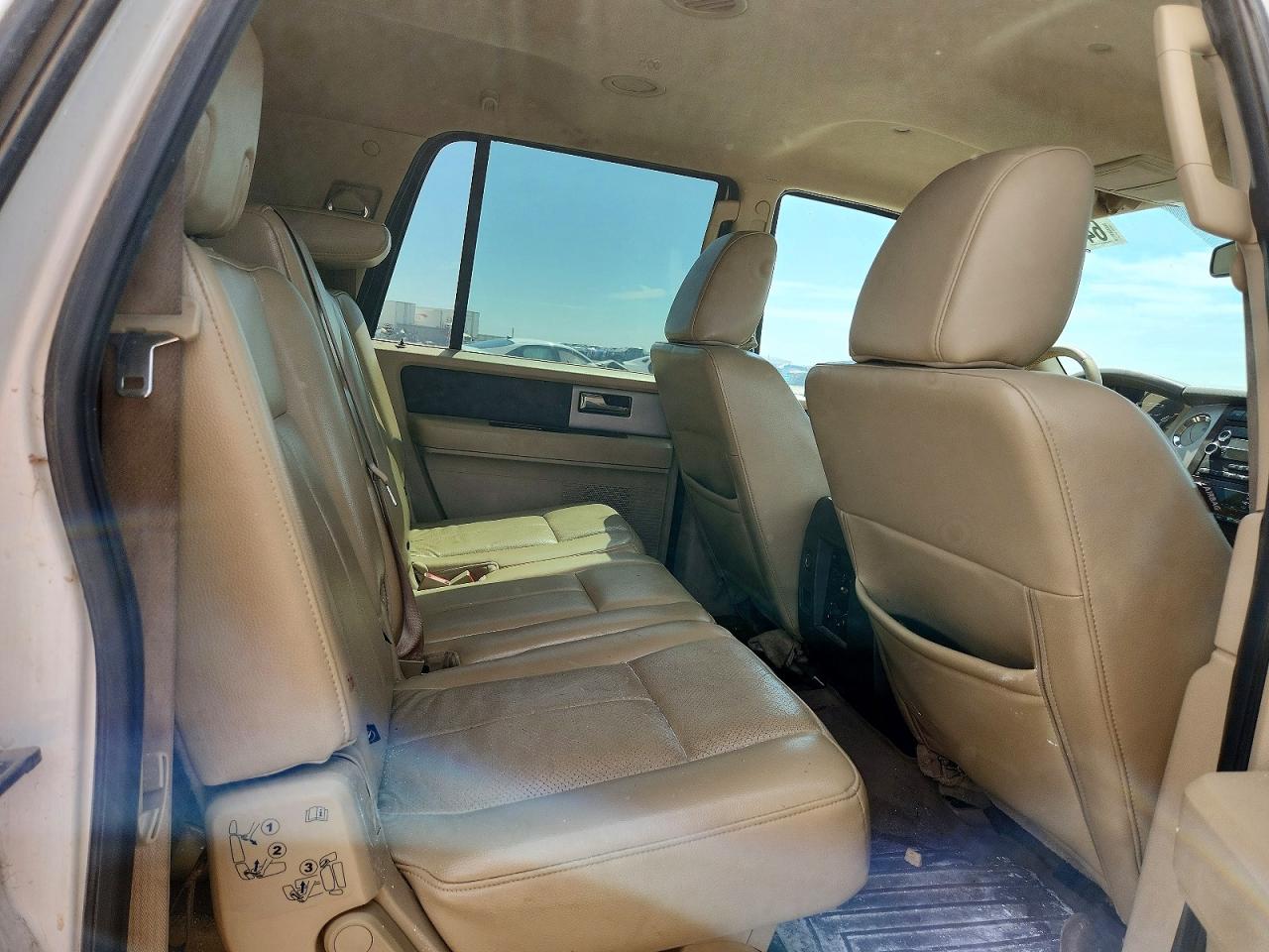 2011 Ford Expedition El Xlt White vin: 1FMJK1J54BEF24980