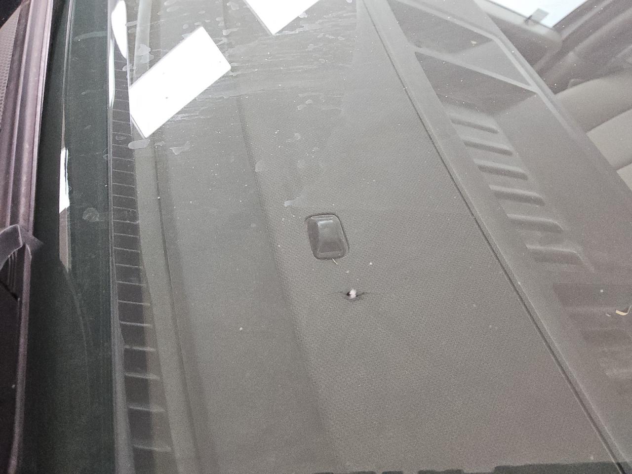 2014 Ford Expedition El Xlt Gray vin: 1FMJK1J55EEF57197 Damage: Windshield, Star In Glass, 1/2 To 1 Inch