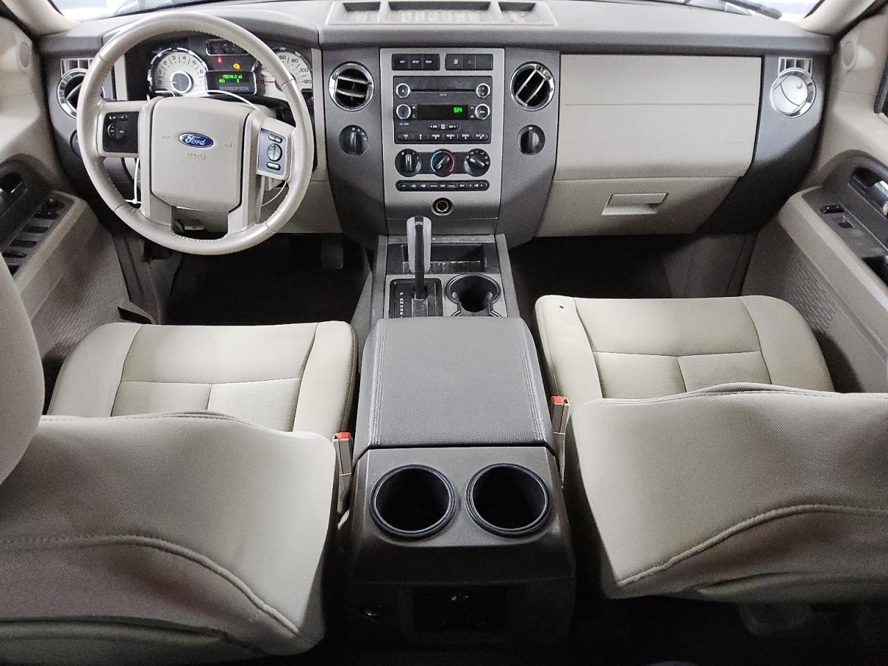 2014 Ford Expedition El Xlt Gray vin: 1FMJK1J55EEF57197 Damage: Right Front Seat Cushion, Burn Hole, 1/8 To 1/2 Inch
