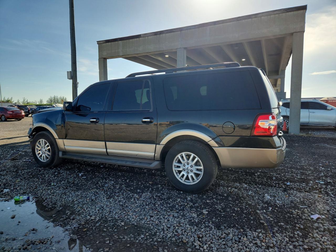 2014 Ford Expedition Black vin: 1FMJK1J56EEF56754