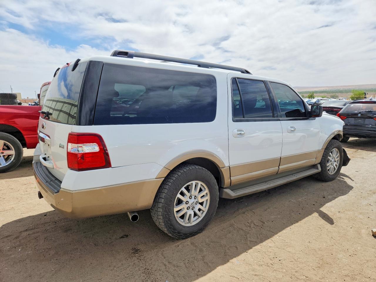 2014 Ford Expedition El Xlt White vin: 1FMJK1J57EEF52180