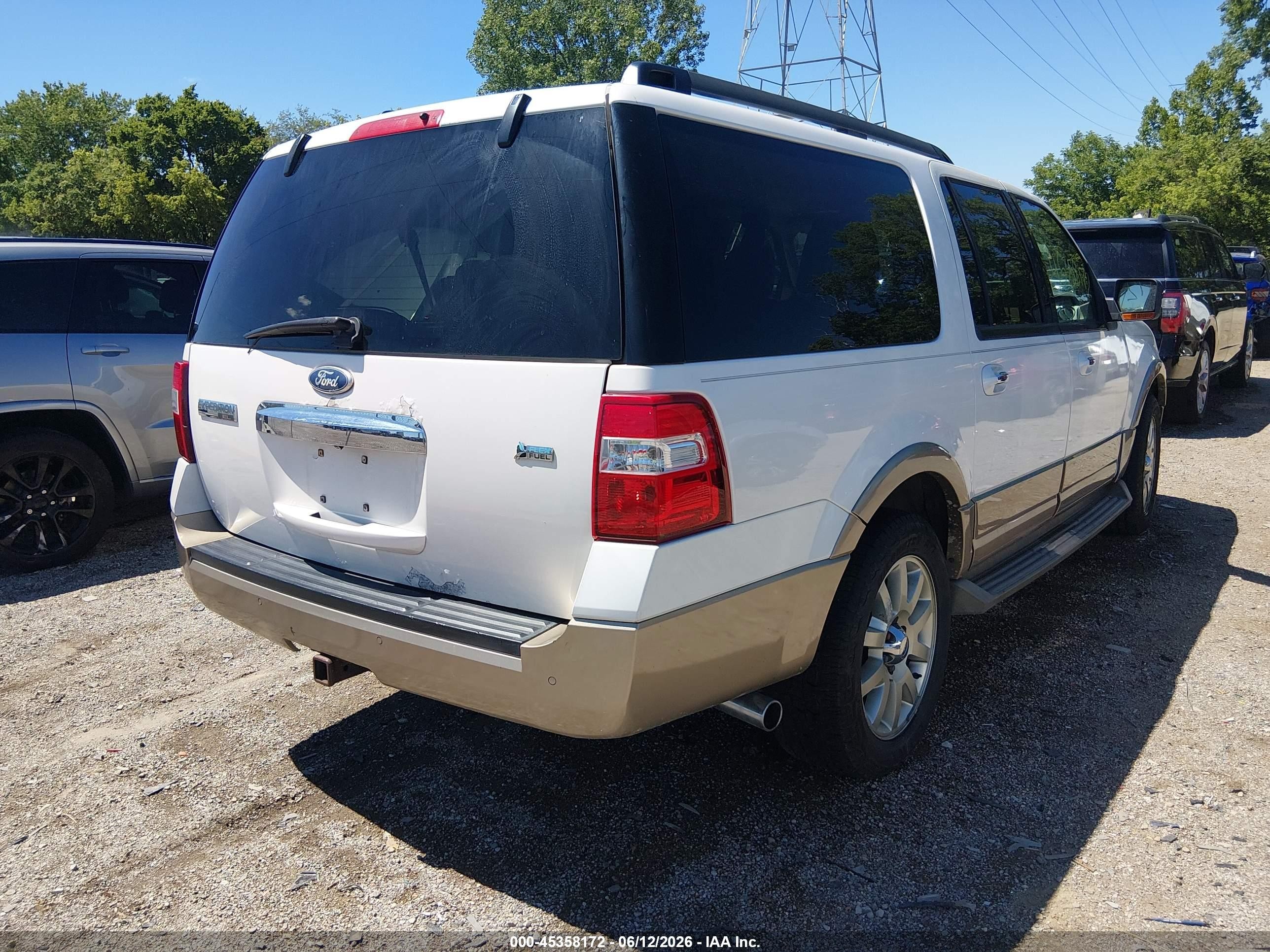 2011 Ford Expedition El Xlt White vin: 1FMJK1J58BEF06501