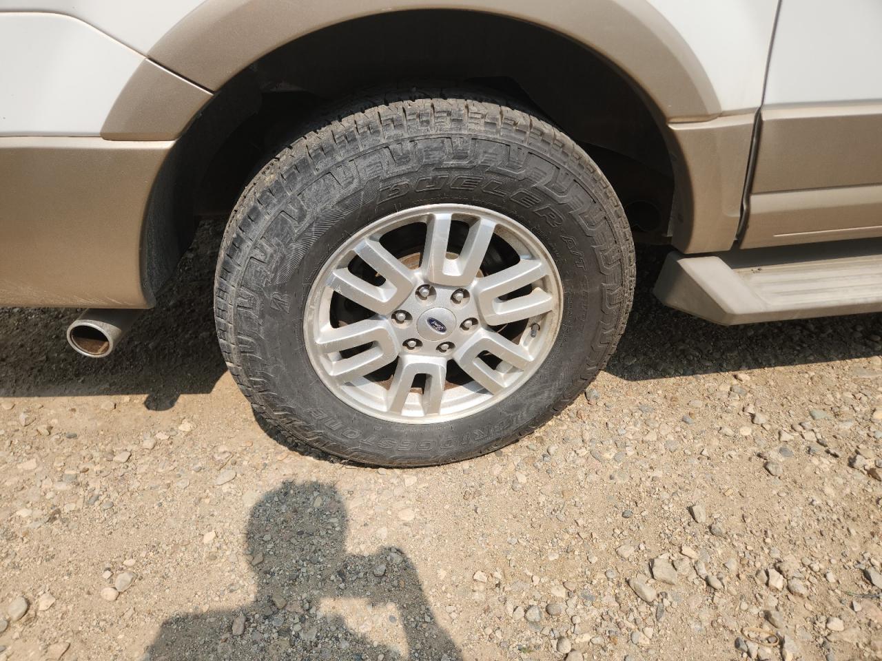 2012 Ford Expedition El Xlt/el King Ranch Белый vin: 1FMJK1J58CEF40374 Damage: Right Rear Wheel, Corrosion, 4 To 5 Inches