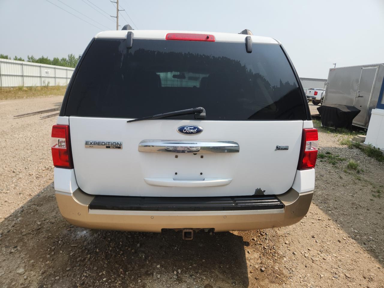 2012 Ford Expedition El Xlt/el King Ranch Белый vin: 1FMJK1J58CEF40374 Damage: Lift Gate, Peeling, 2 To 3 Inches