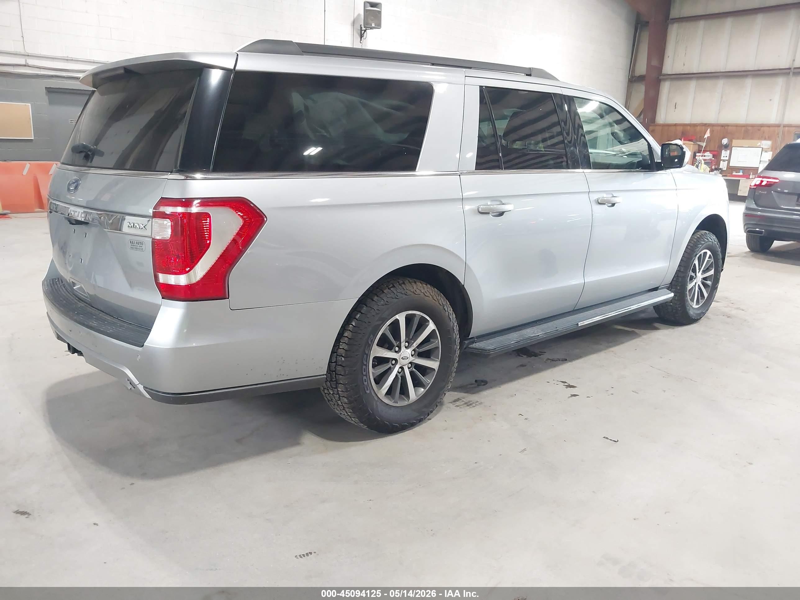 2021 Ford Expedition Xlt Max Gray vin: 1FMJK1JT0MEA82085