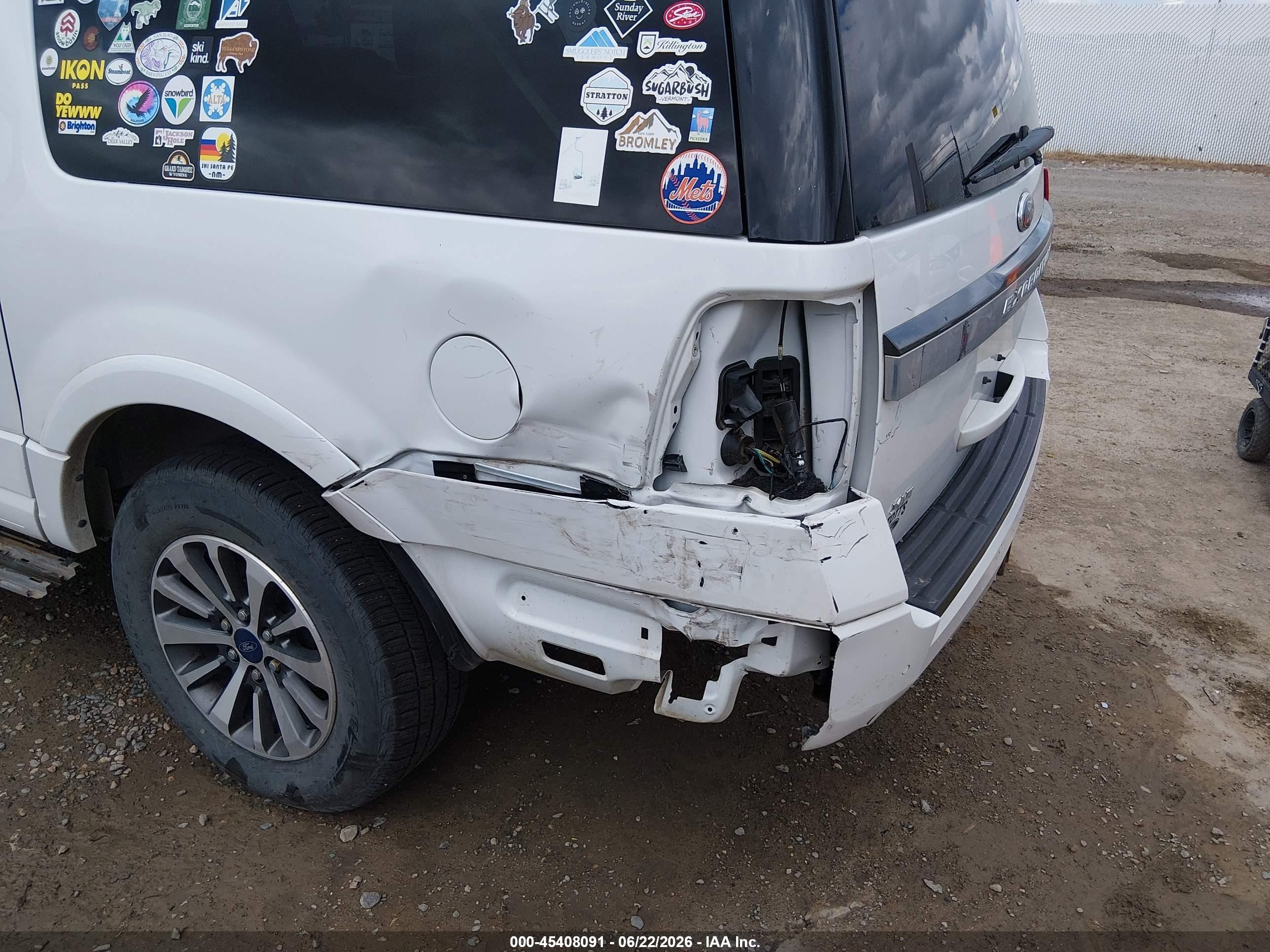 2015 Ford Expedition El Xlt White vin: 1FMJK1JT1FEF15416