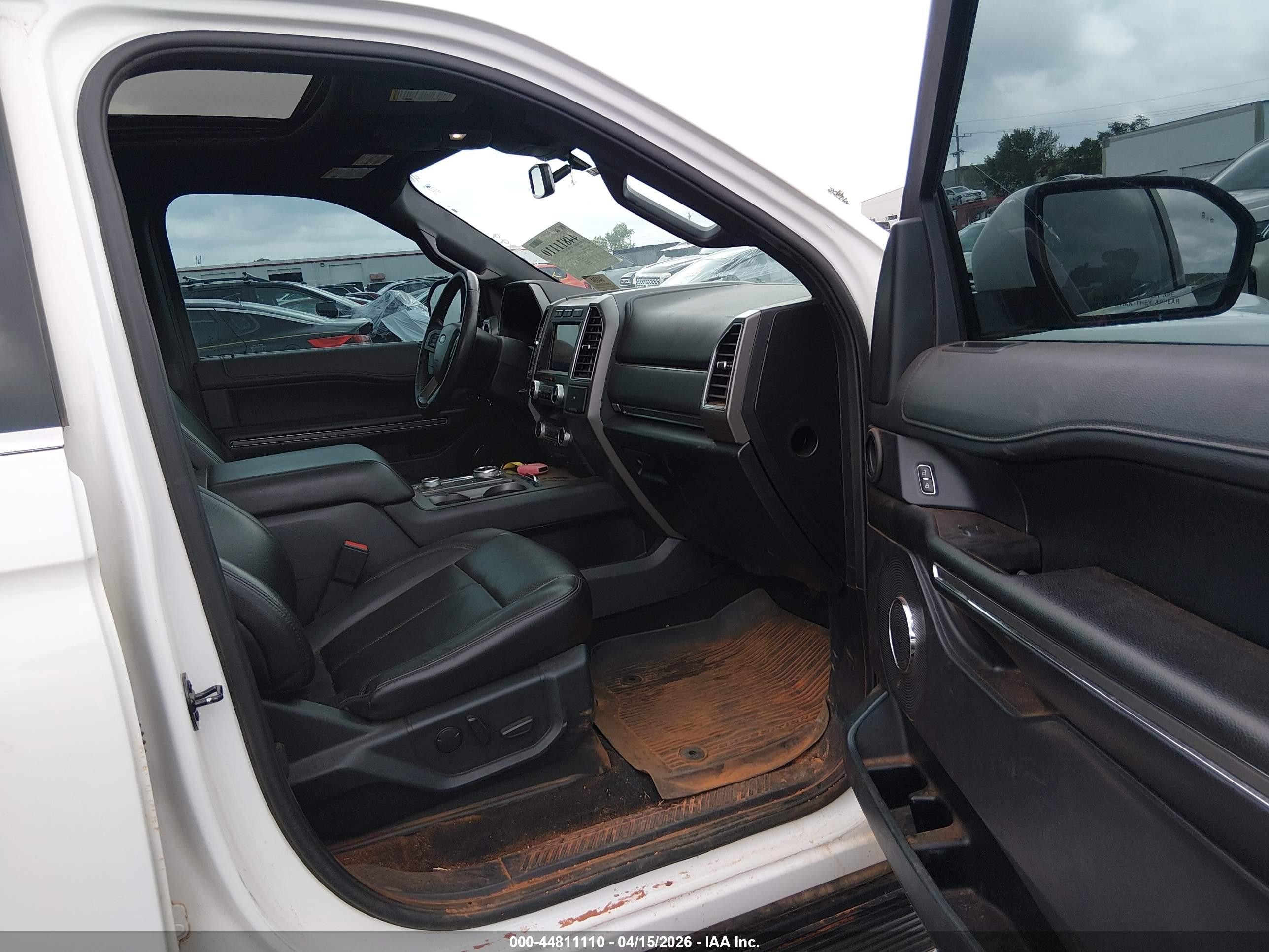 2020 Ford Expedition Xlt Max White vin: 1FMJK1JT1LEA61986