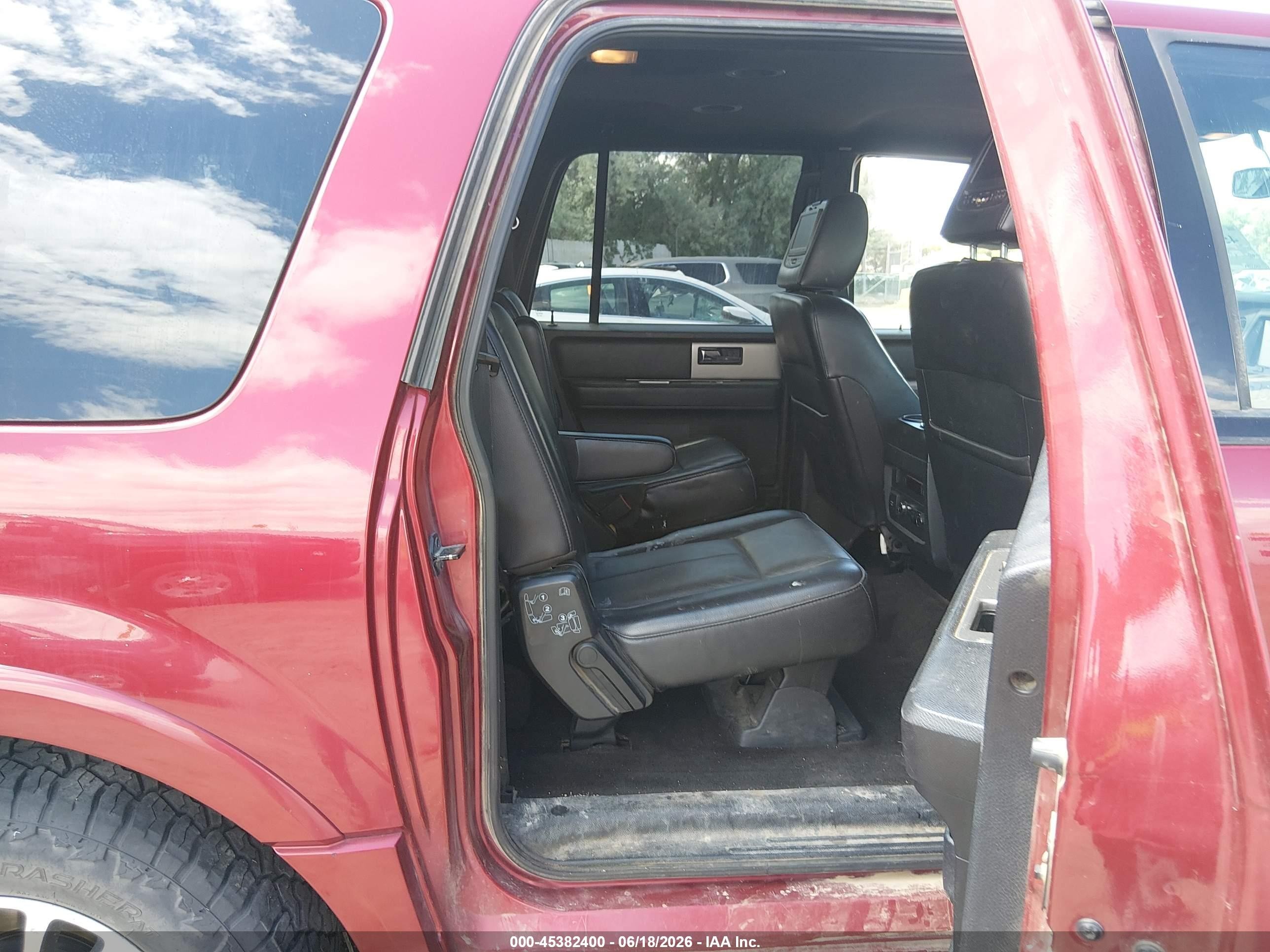 2015 Ford Expedition El Xlt Red vin: 1FMJK1JT2FEF23766