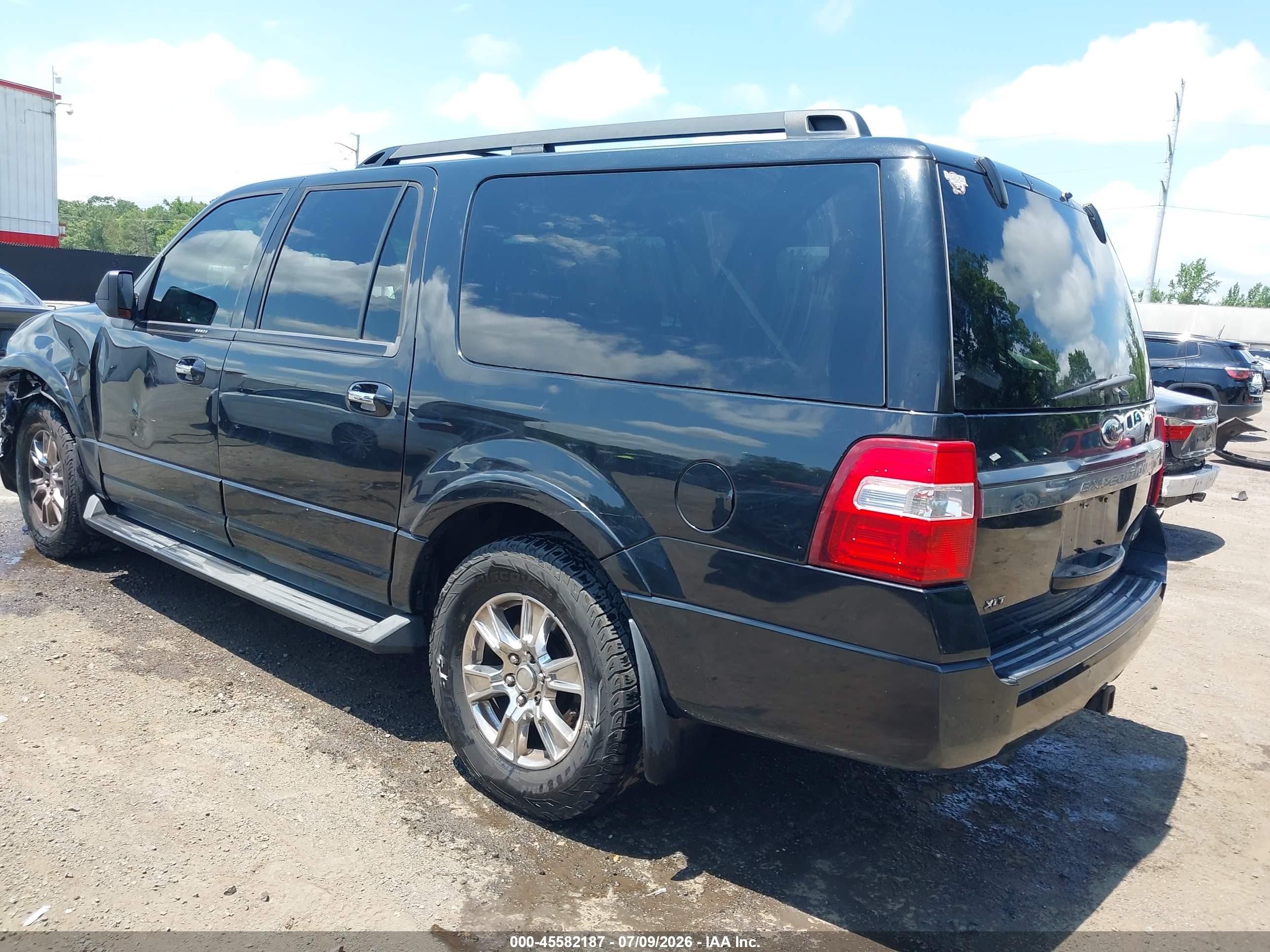 2015 Ford Expedition El Xlt Черный vin: 1FMJK1JT2FEF30782
