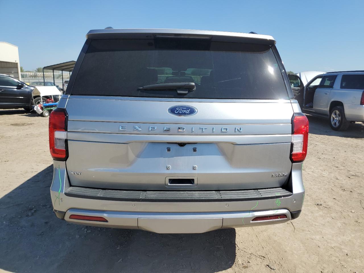 2022 Ford Expedition Max Xlt Silver vin: 1FMJK1JT2NEA64141