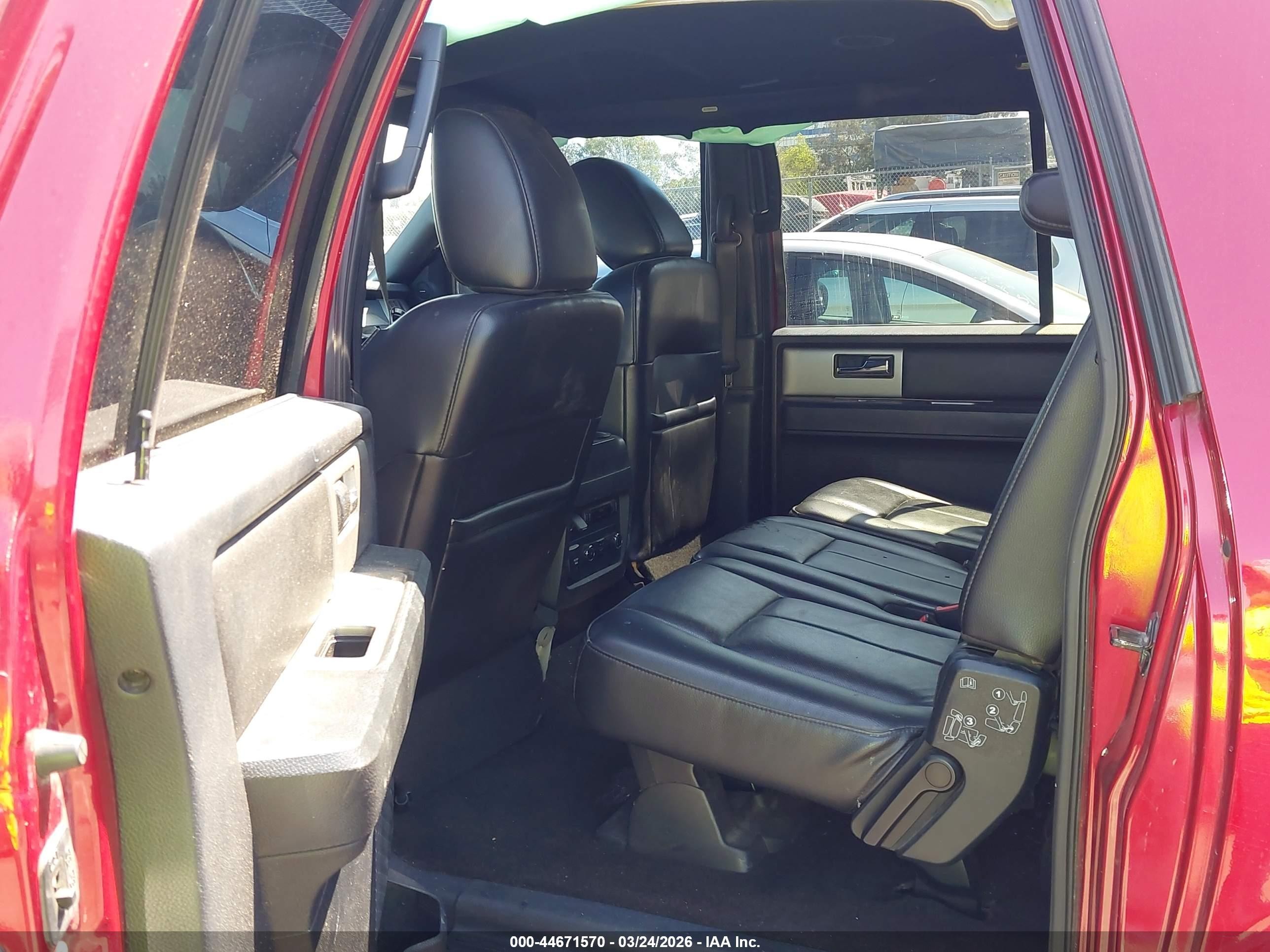 2015 Ford Expedition El Xlt Red vin: 1FMJK1JT8FEF45366