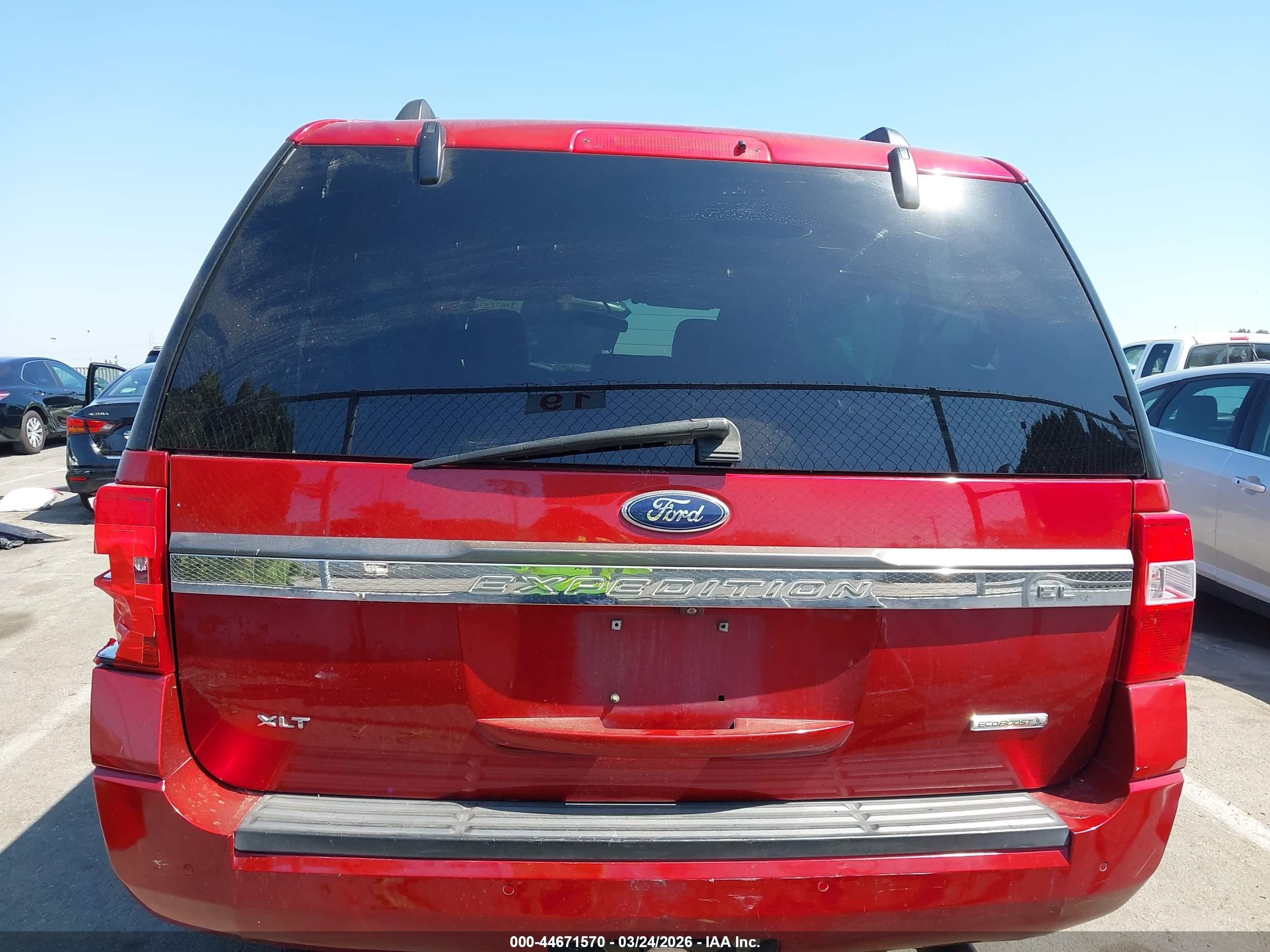 2015 Ford Expedition El Xlt Red vin: 1FMJK1JT8FEF45366