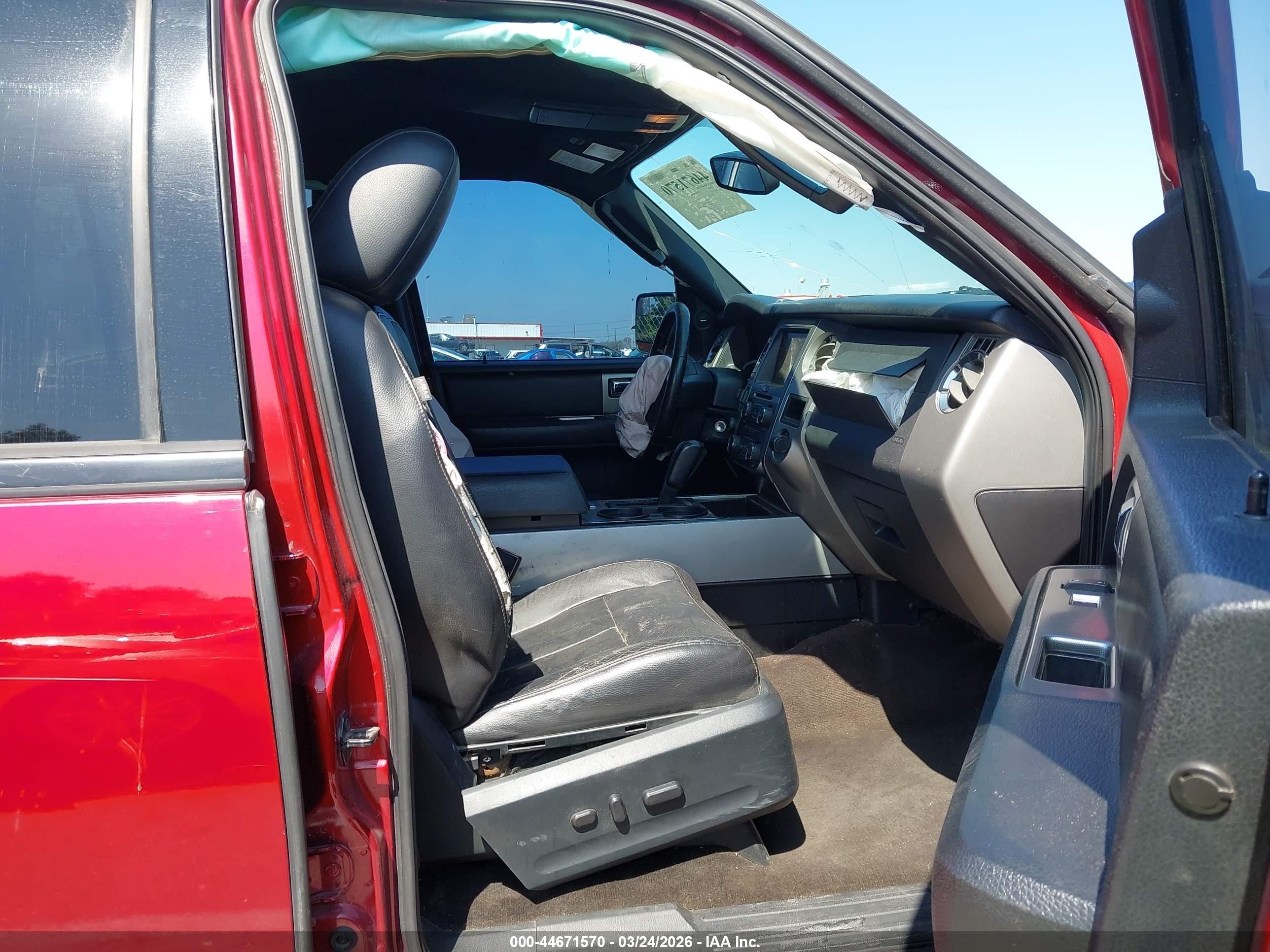 2015 Ford Expedition El Xlt Red vin: 1FMJK1JT8FEF45366