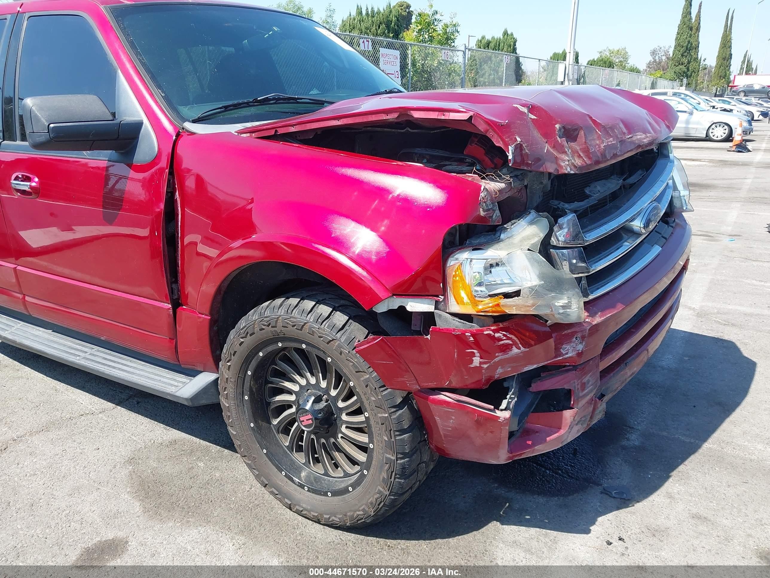 2015 Ford Expedition El Xlt Red vin: 1FMJK1JT8FEF45366