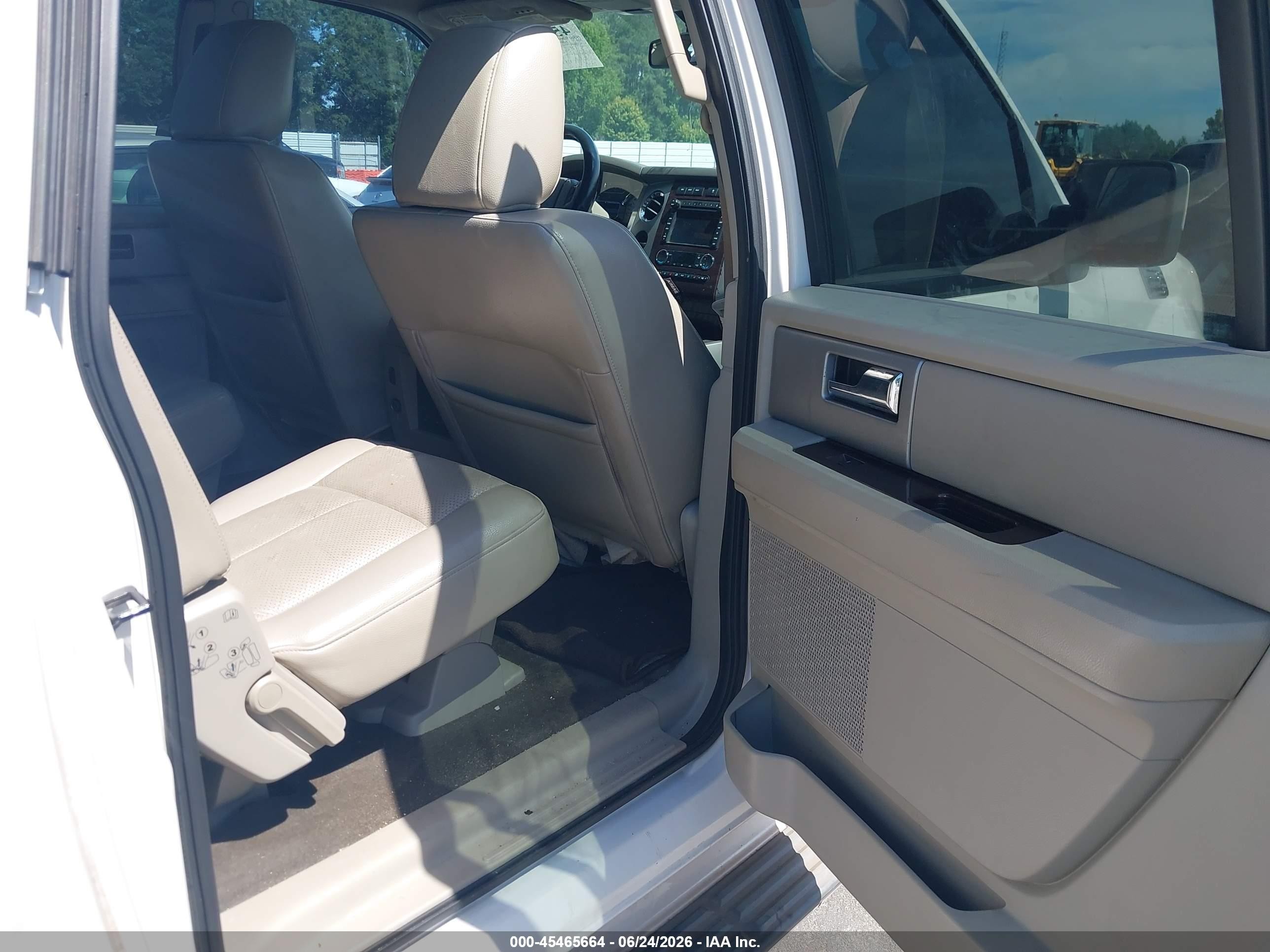 2010 Ford Expedition El Limited Белый vin: 1FMJK1K51AEB52379