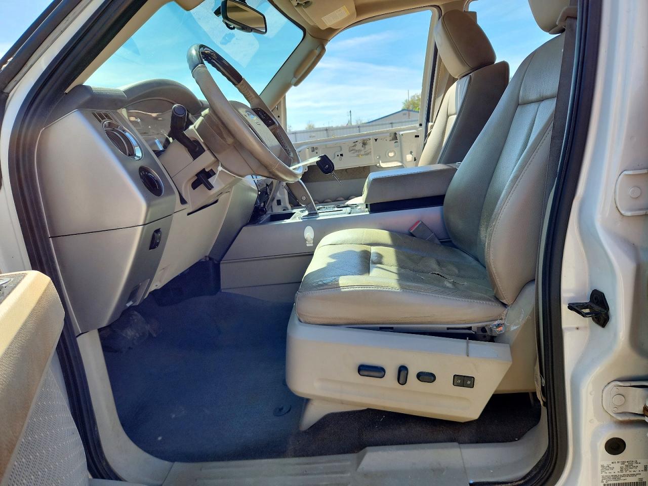 2014 Ford Expedition El Limited Белый vin: 1FMJK1K55EEF11397