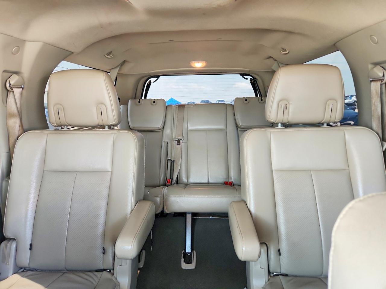 2010 Ford Expedition El Limited Silver vin: 1FMJK1K56AEA48521