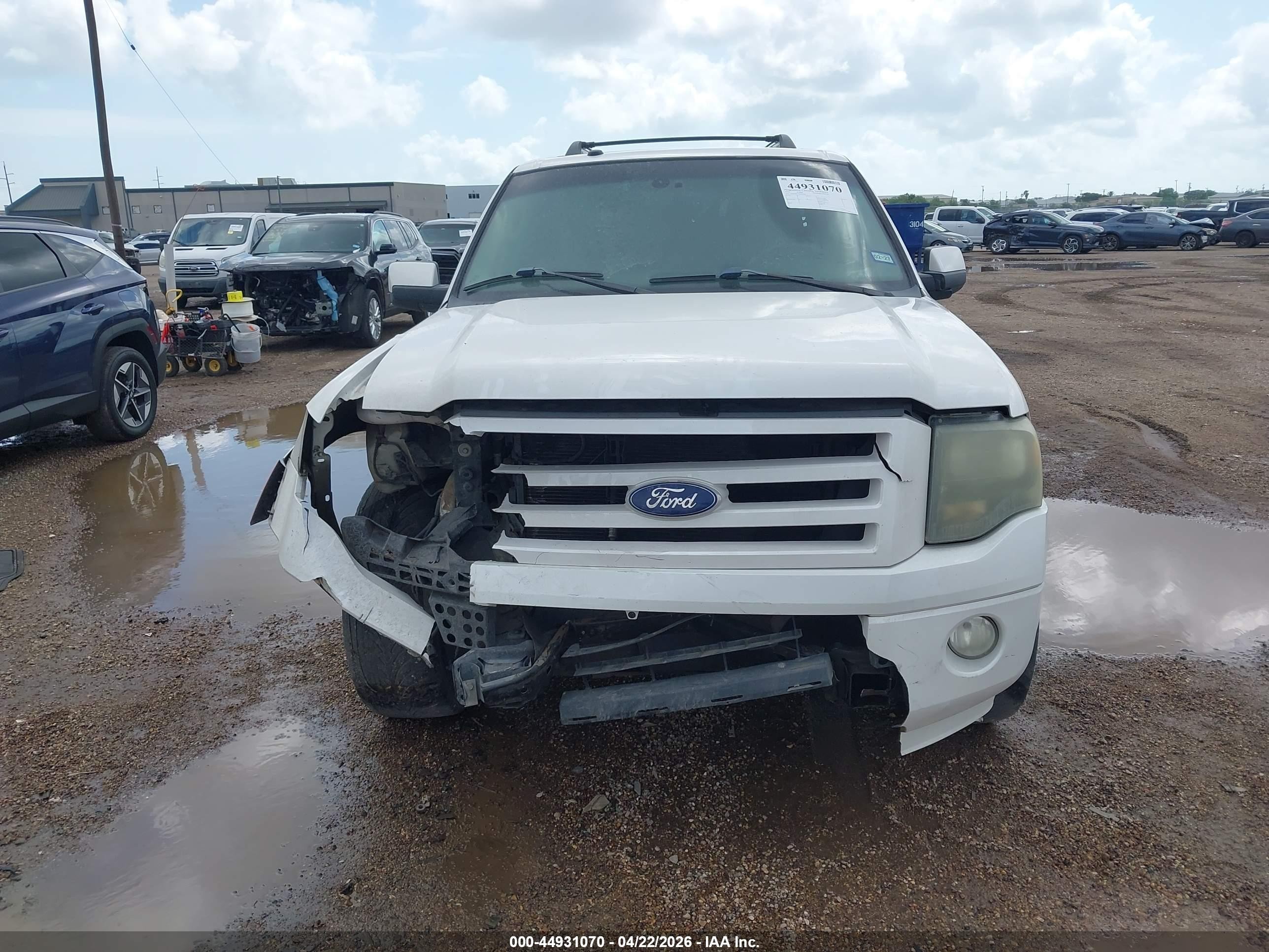 2010 Ford Expedition El Limited White vin: 1FMJK1K56AEB65824