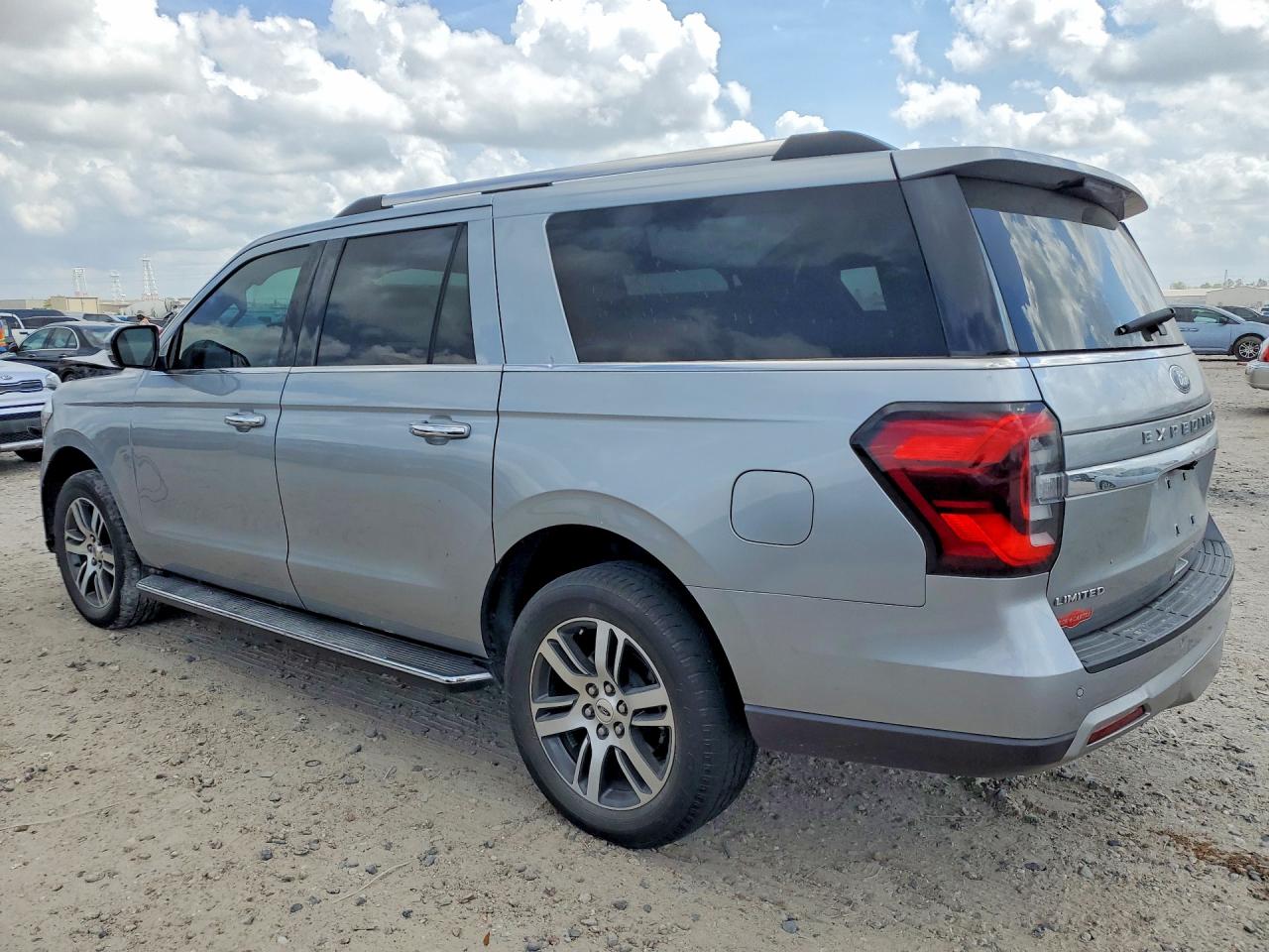 2023 Ford Expedition Max Limited Silver vin: 1FMJK1K85PEA11365