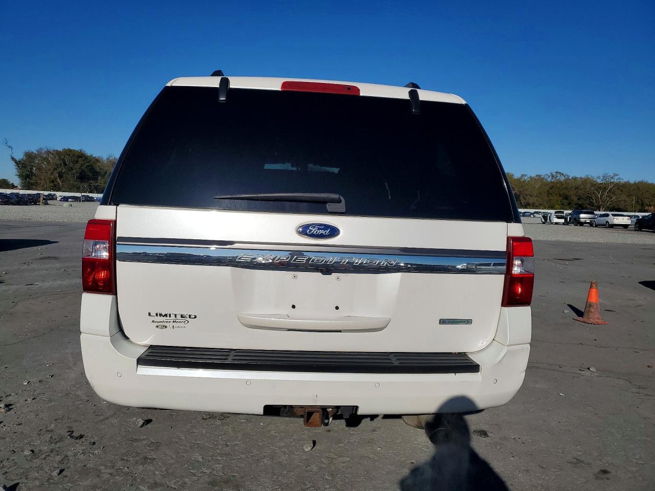 2015 Ford Expedition El Limited White vin: 1FMJK1KT1FEF01157