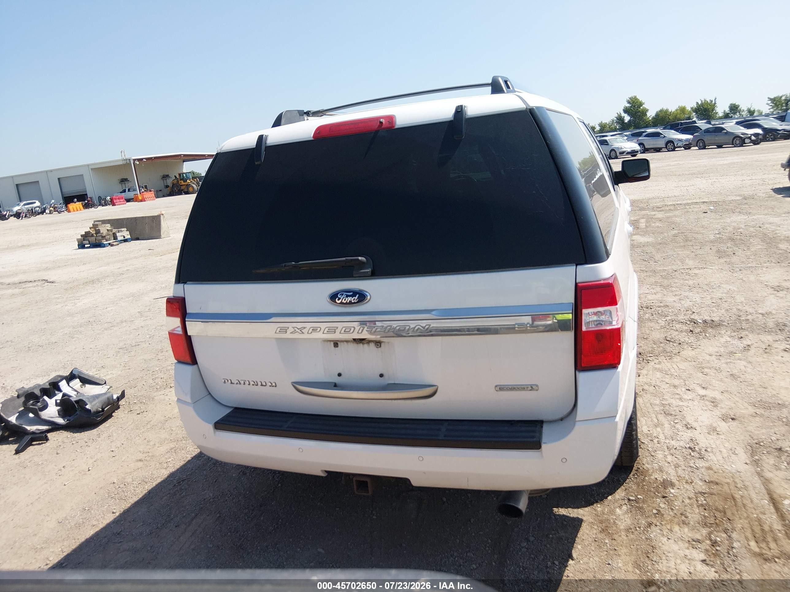 2015 Ford Expedition El Platinum White vin: 1FMJK1LT0FEF35136