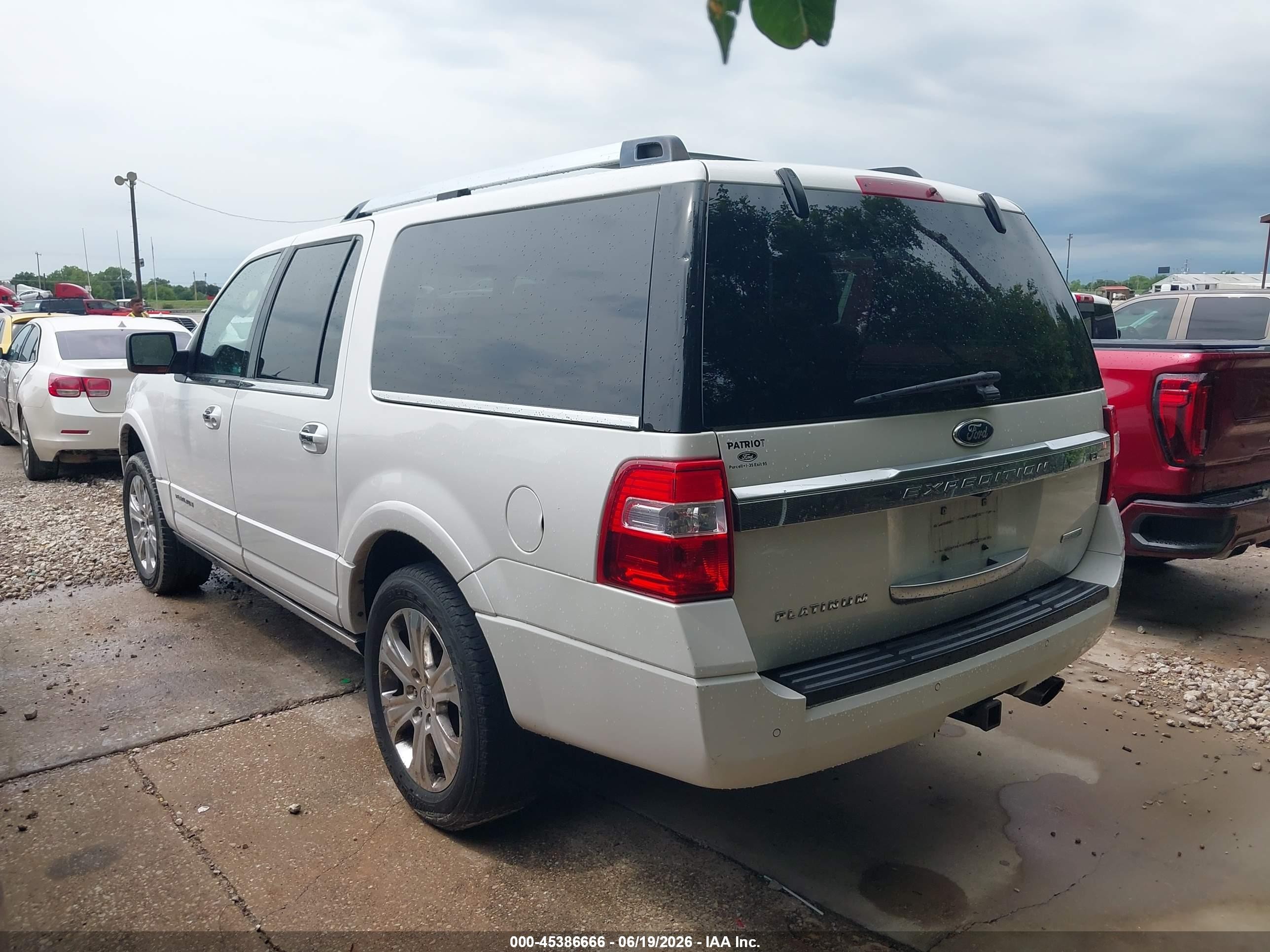 2015 Ford Expedition El Platinum White vin: 1FMJK1LT7FEF33612