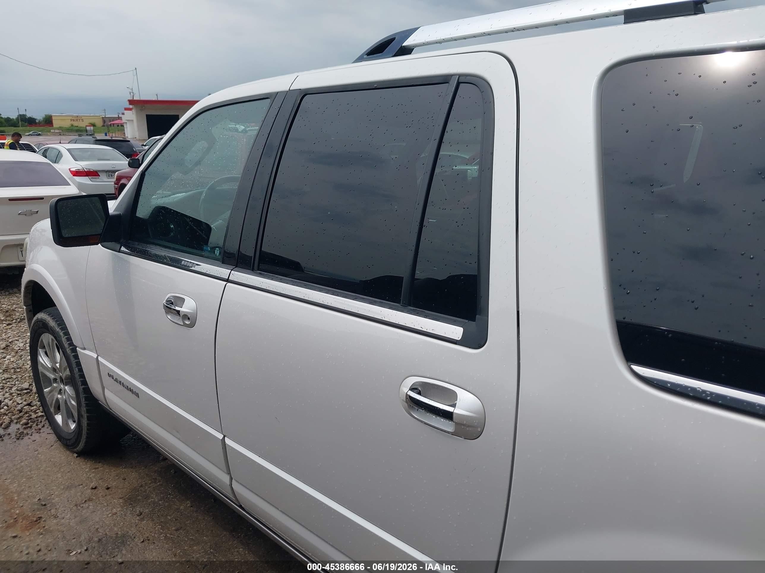 2015 Ford Expedition El Platinum White vin: 1FMJK1LT7FEF33612