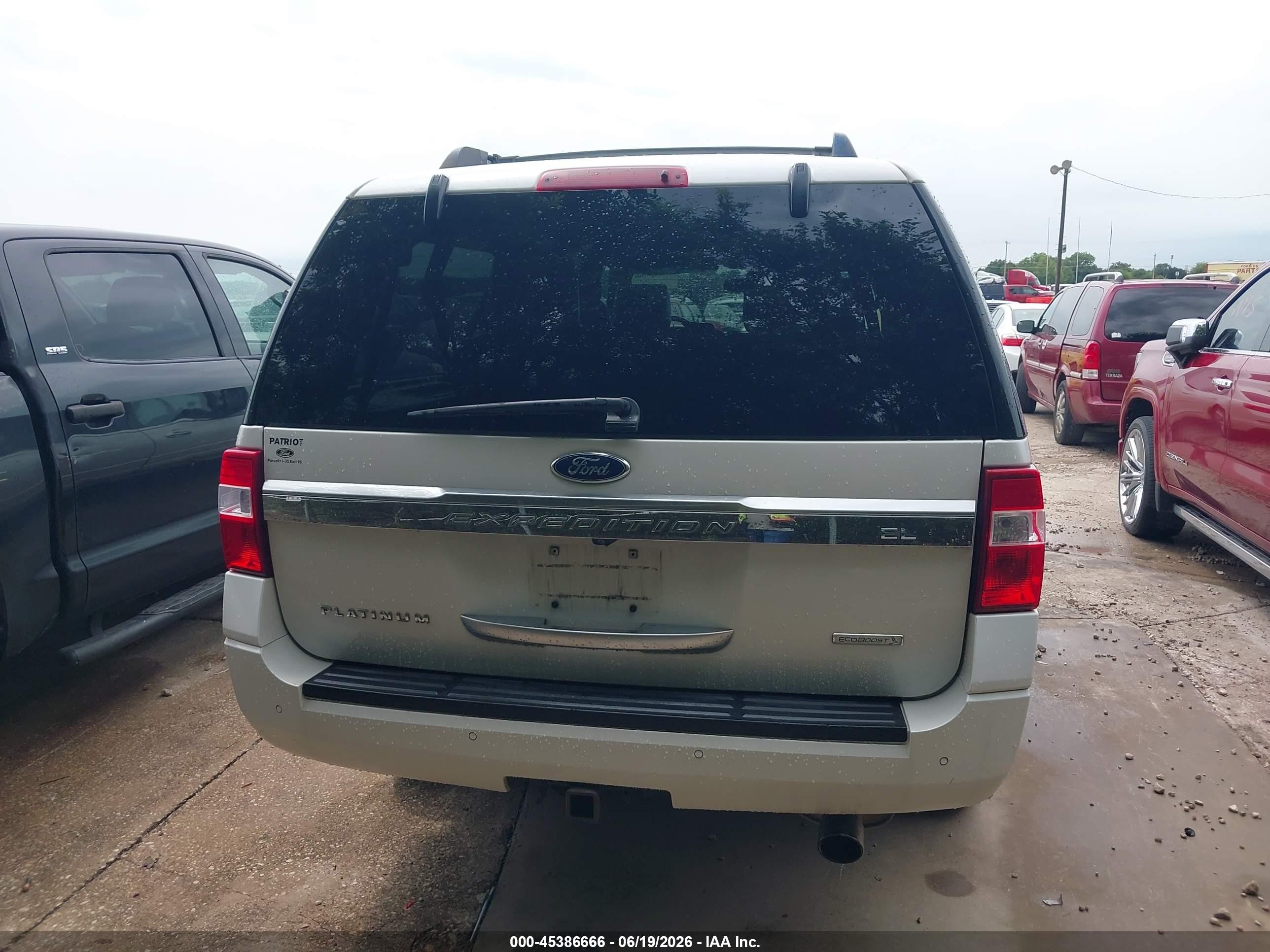 2015 Ford Expedition El Platinum White vin: 1FMJK1LT7FEF33612