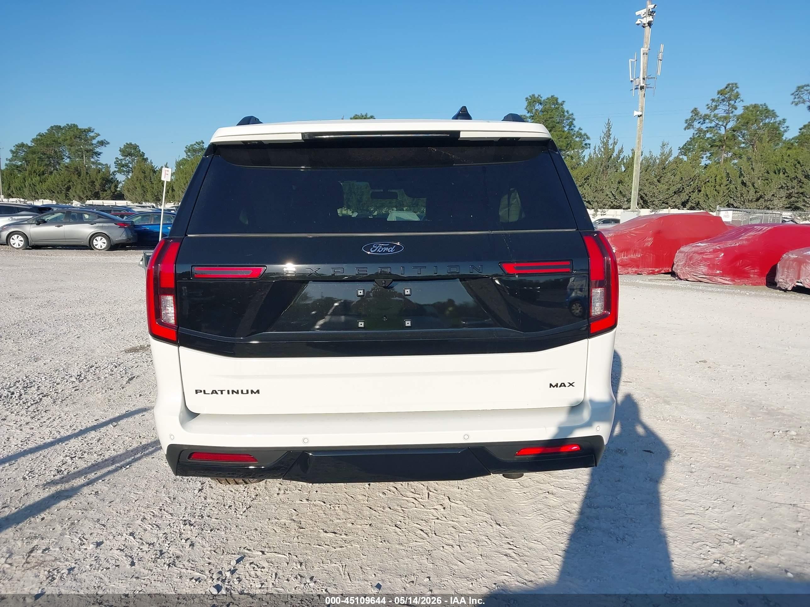 2025 Ford Expedition Platinum Max White vin: 1FMJK1M86SEA73427