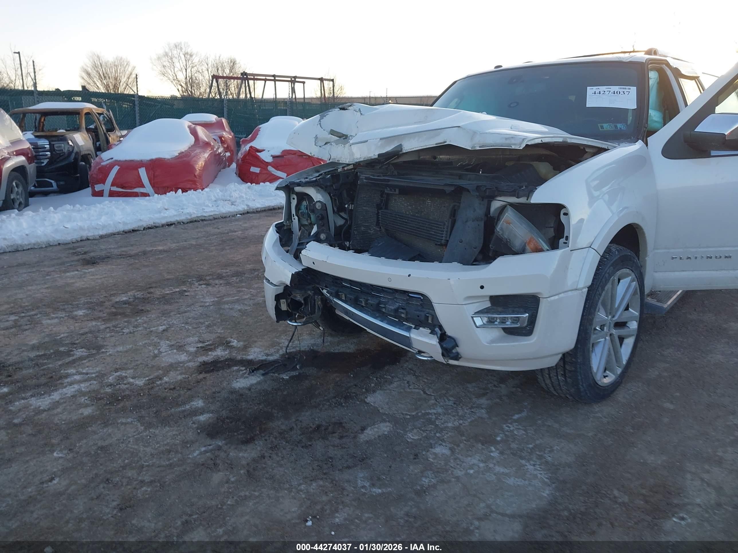 2015 Ford Expedition Max Platinum White vin: 1FMJK1MT8FEF41295