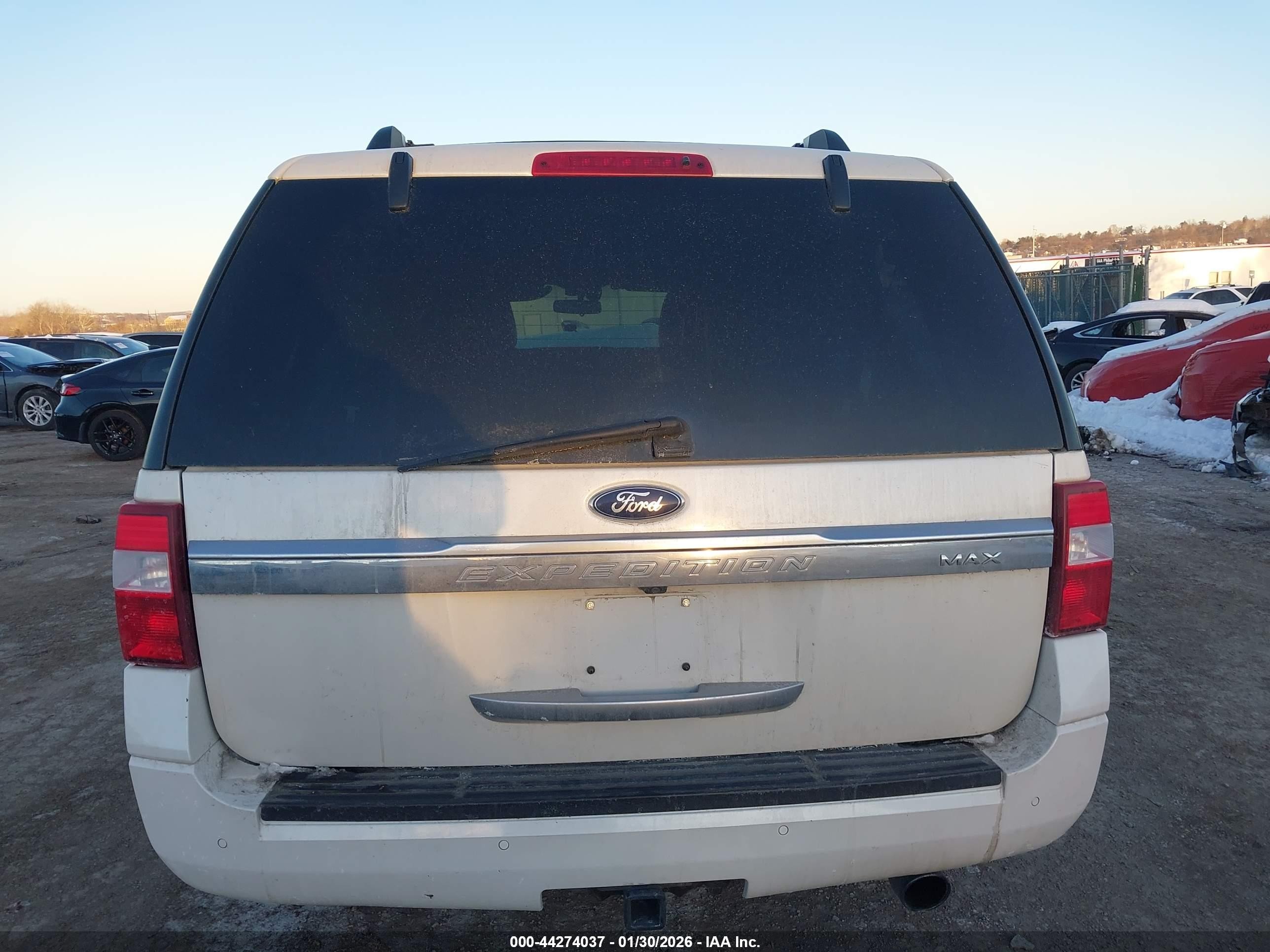 2015 Ford Expedition Max Platinum White vin: 1FMJK1MT8FEF41295