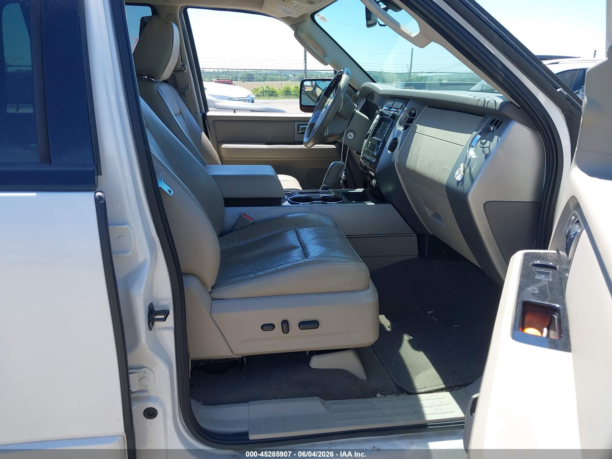 2014 Ford Expedition El Limited White vin: 1FMJK2A50EEF18149